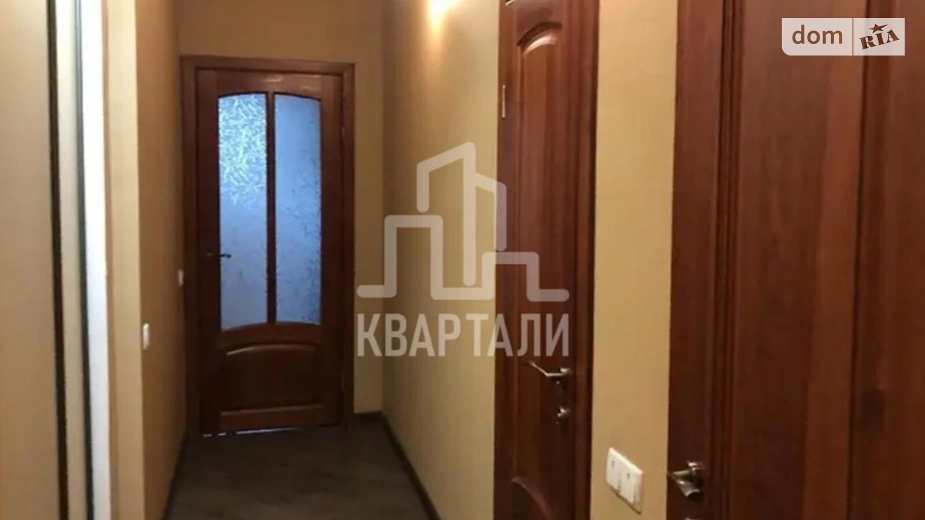 Продается 2-комнатная квартира 68 кв. м в Киеве, ул. Вячеслава Липинского, 13