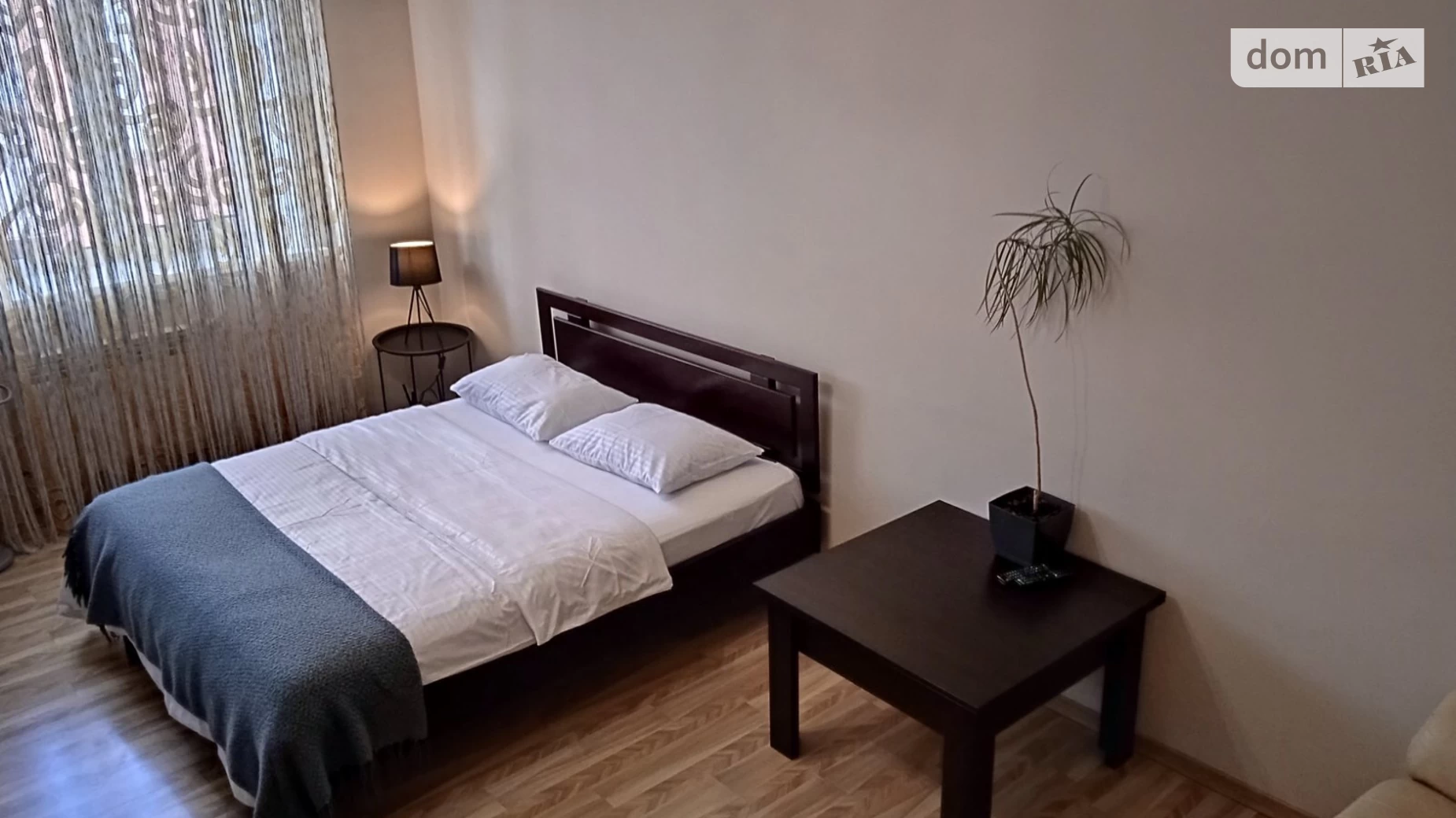 Здається в оренду 2-кімнатна квартира у Рівному, вул. Соборна, 14 - фото 2