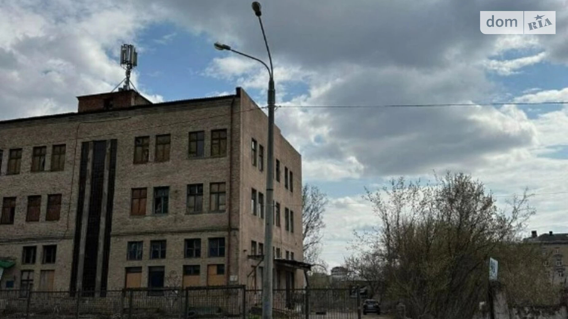Продается помещения свободного назначения 5000 кв. м в 3-этажном здании, цена: 2000000 $ - фото 5
