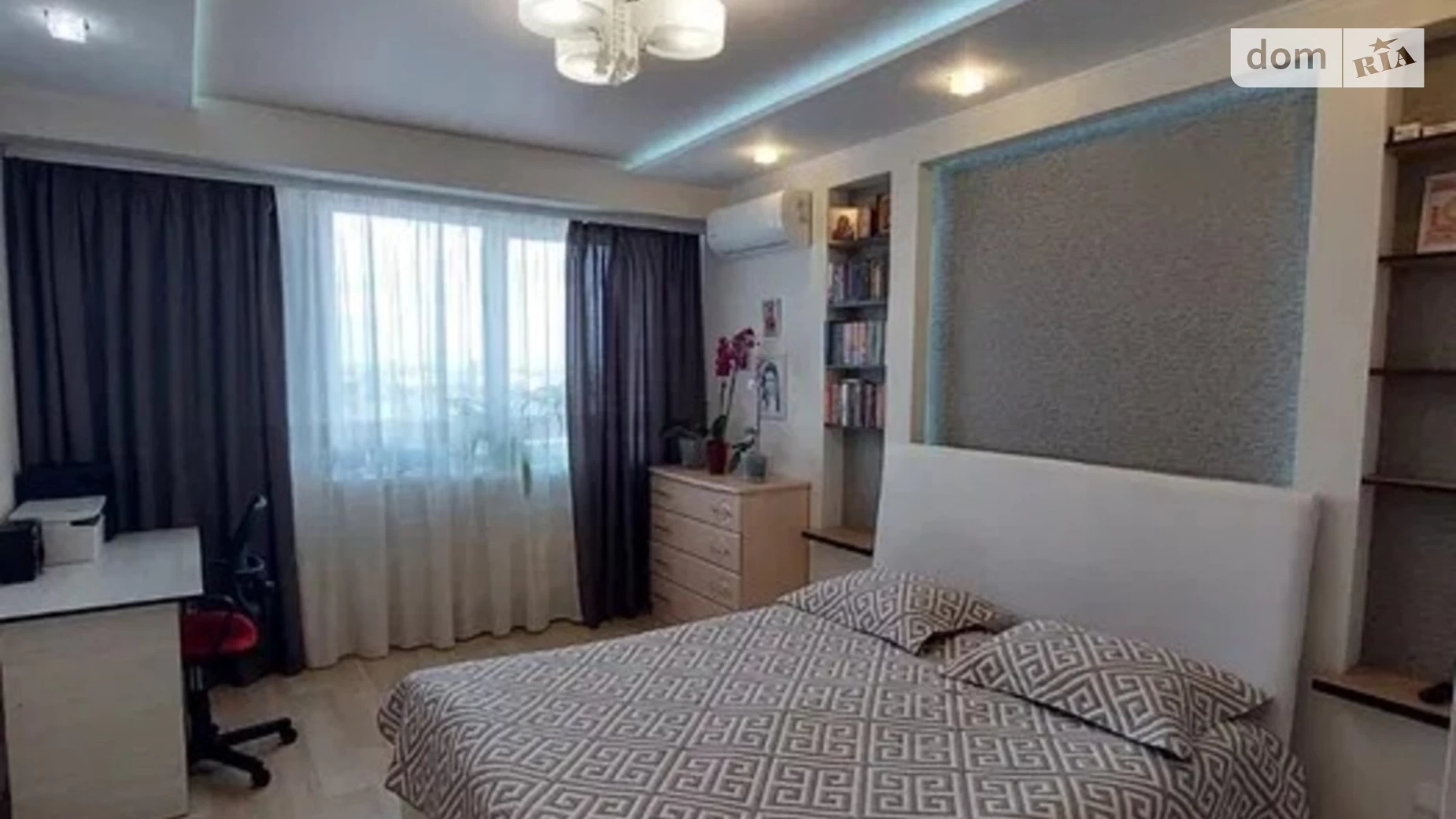 Продается 3-комнатная квартира 70 кв. м в Одессе, ул. Прохоровская, 39 - фото 2