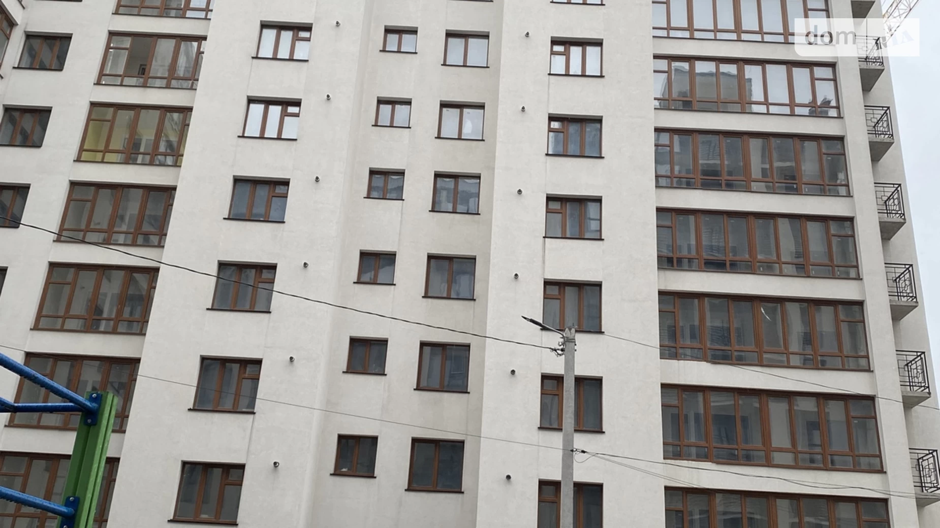 Продается 3-комнатная квартира 103 кв. м в Хмельницком, ул. Плоская, 21