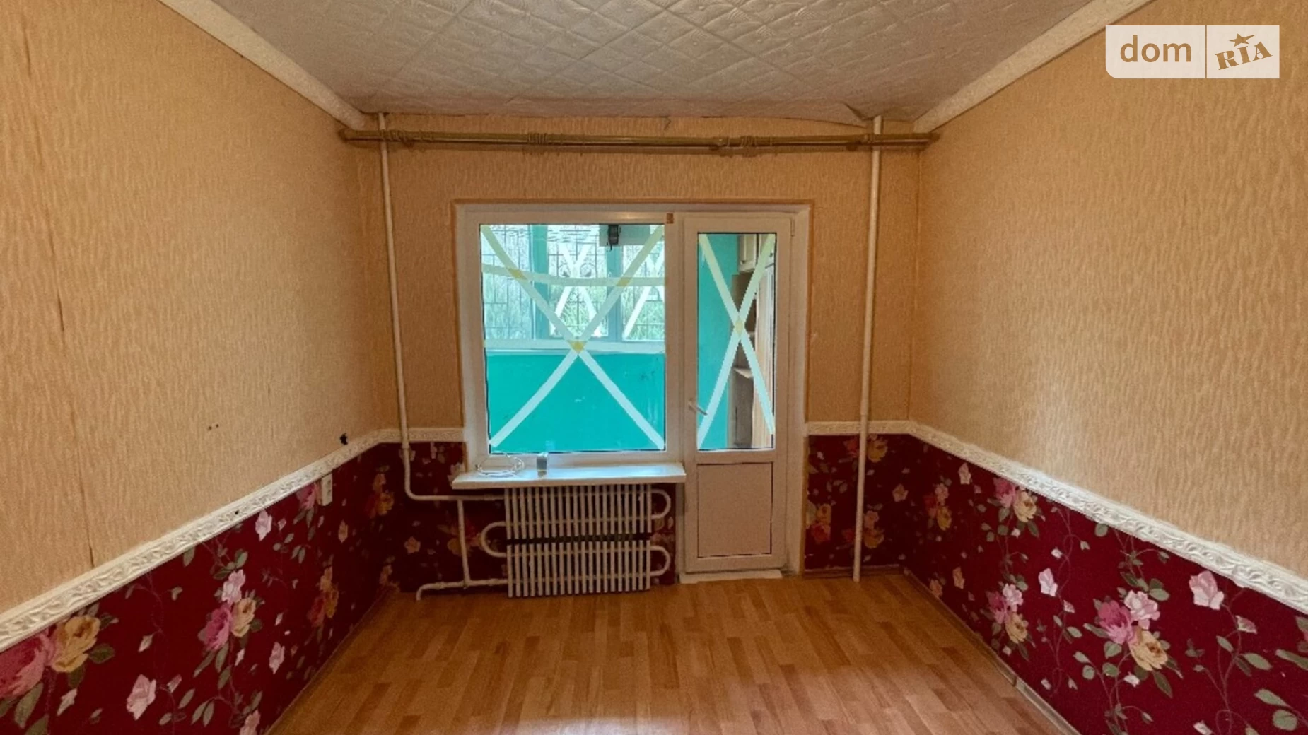 Продается 3-комнатная квартира 55 кв. м в Черноморске, ул. Виталия Шума