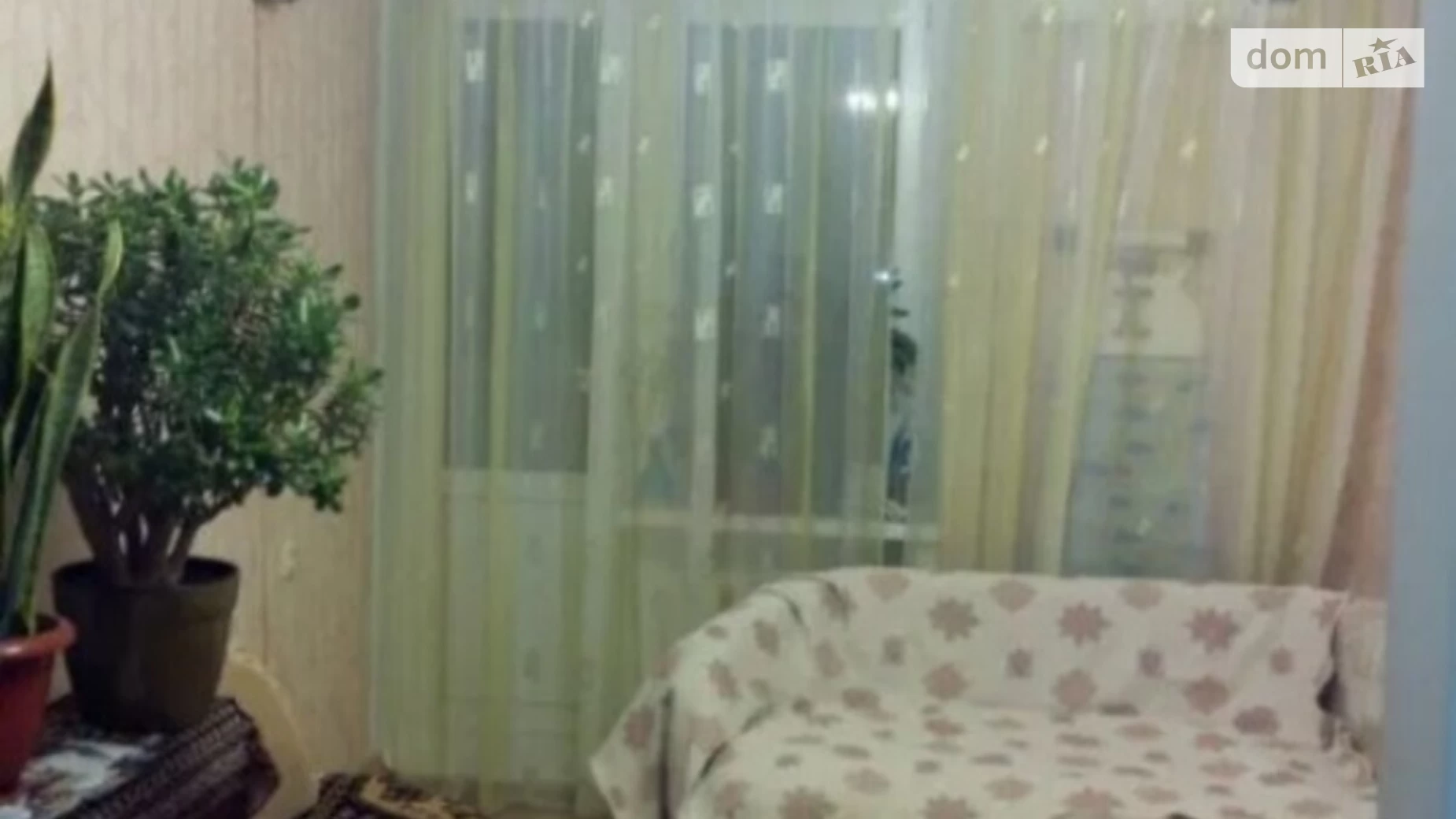 Продается 2-комнатная квартира 44 кв. м в Одессе, ул. Махачкалинская, 17