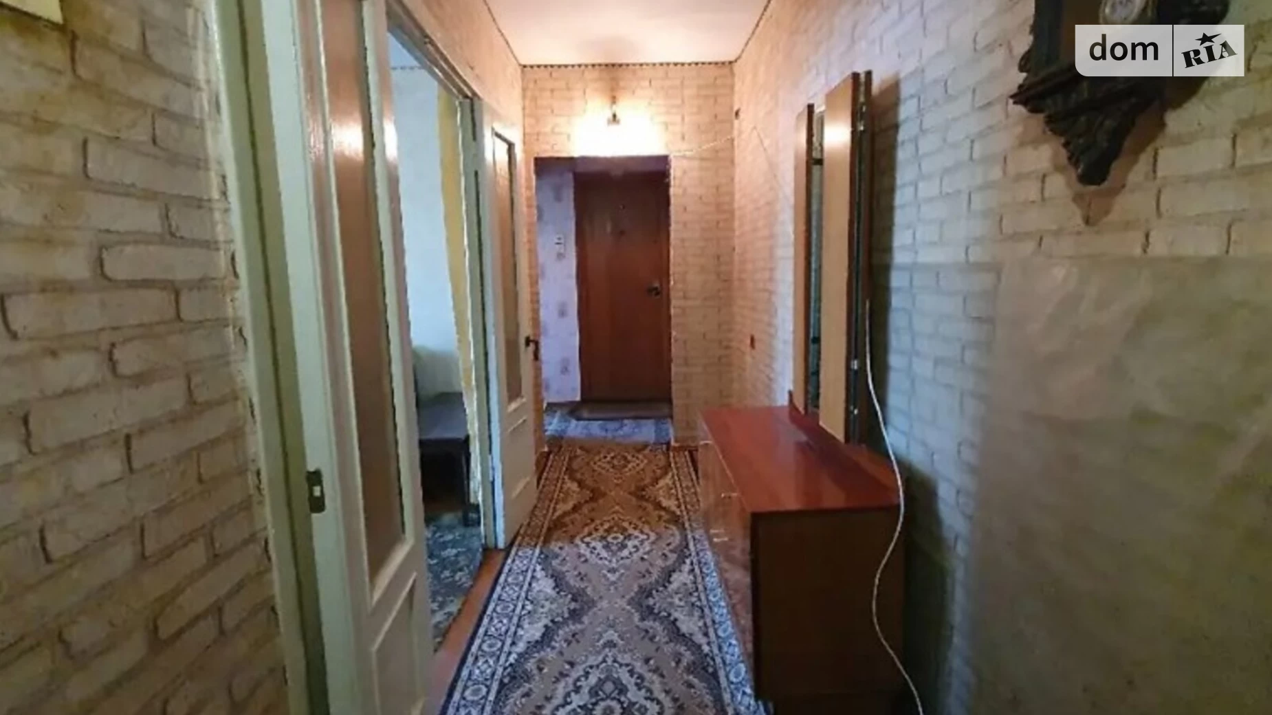 Продается 3-комнатная квартира 69 кв. м в Хмельницком, ул. Институтская