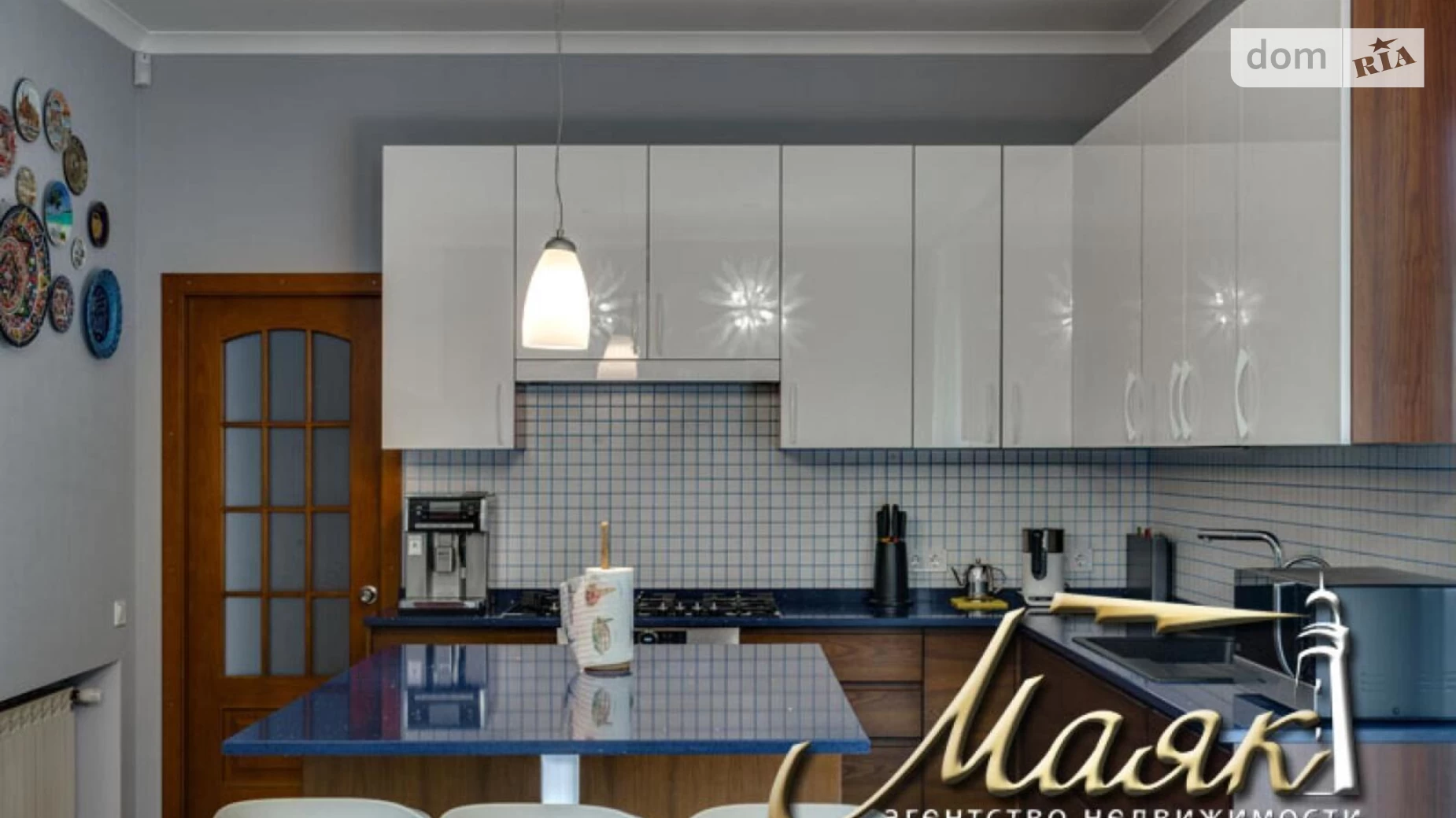 Продается дом на 2 этажа 265 кв. м с балконом, цена: 350000 $ - фото 5