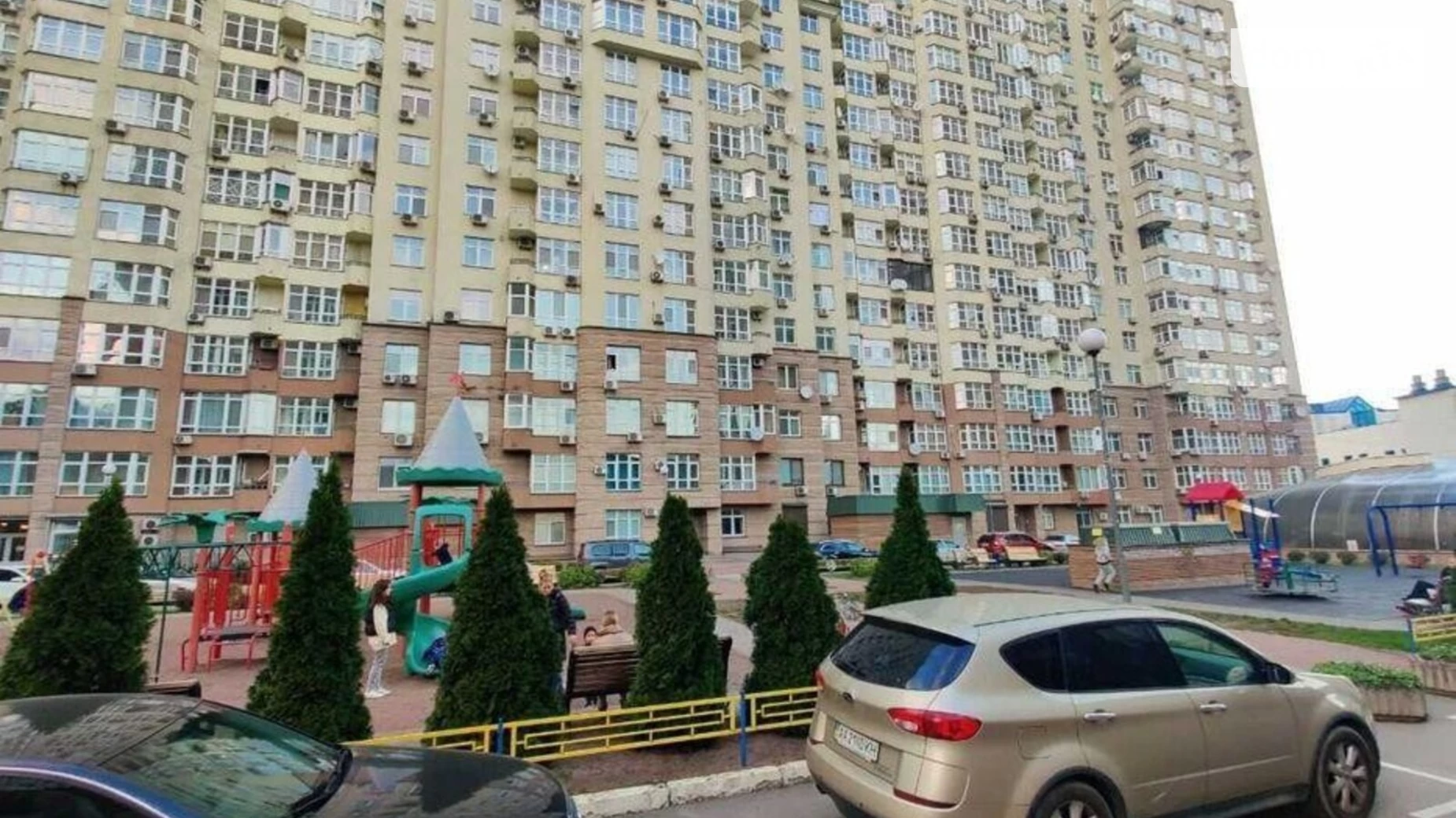 Продається 2-кімнатна квартира 58 кв. м у Києві, вул. Мокра(Кудряшова), 20Г