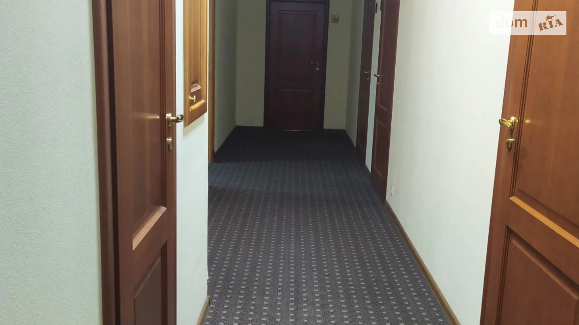 Сдается в аренду офис 190 кв. м в бизнес-центре, цена: 53200 грн - фото 3