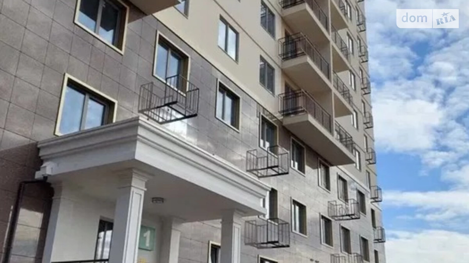 Продается 1-комнатная квартира 41 кв. м в Одессе, ул. Академика Сахарова