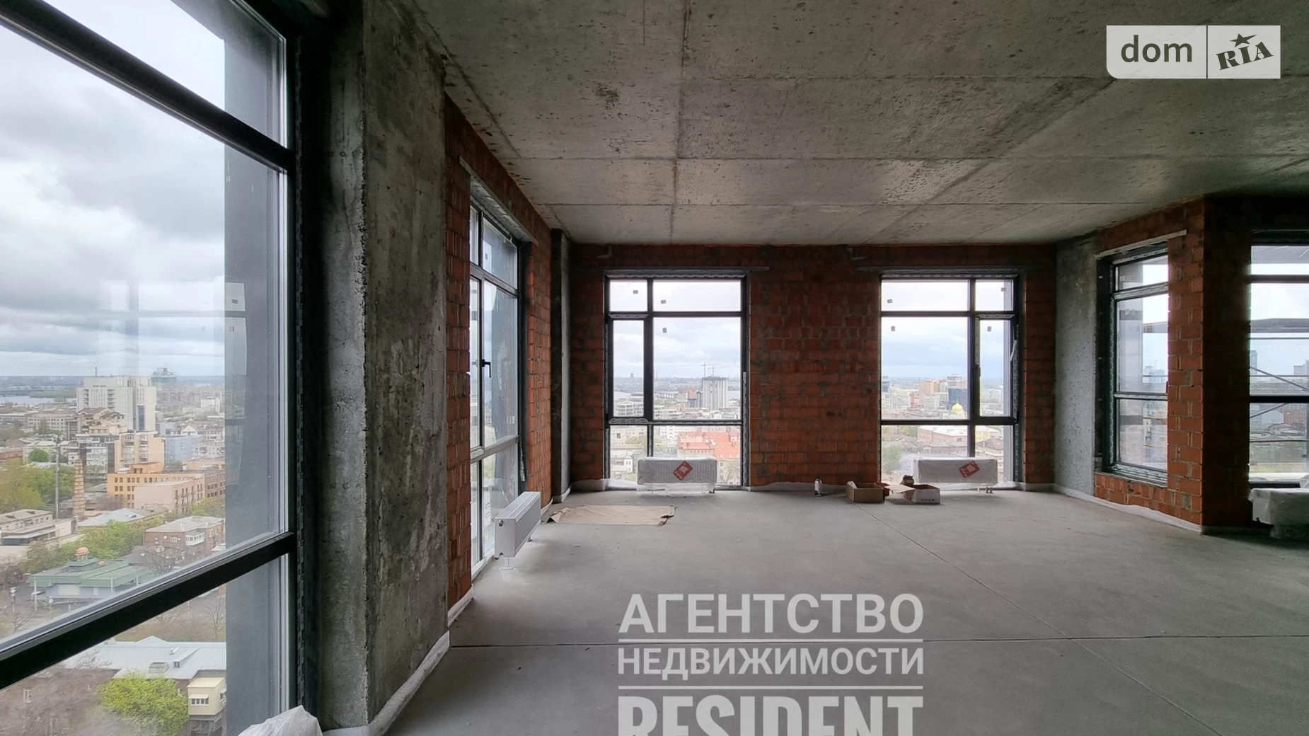 Продается 3-комнатная квартира 92 кв. м в Днепре, ул. Костомаровская, 1А - фото 2
