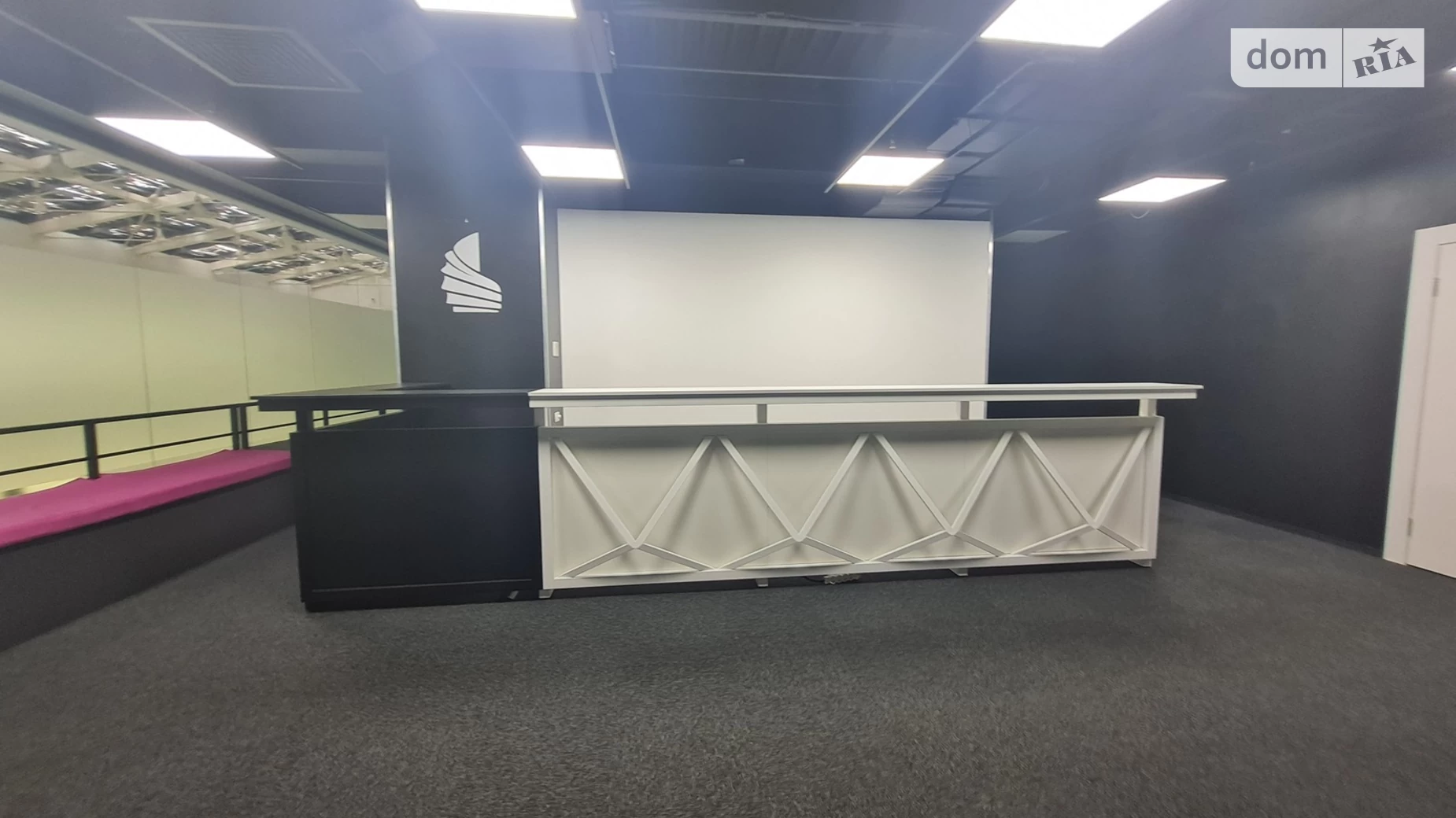 Сдается в аренду офис 2100 кв. м в бизнес-центре, цена: 25200 $ - фото 3