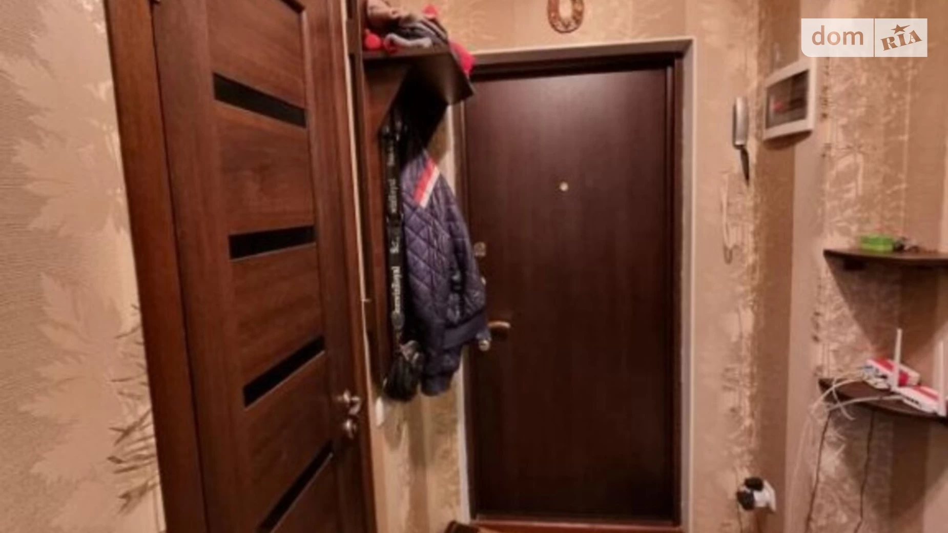Продается 1-комнатная квартира 35 кв. м в Одессе, мас. Радужный