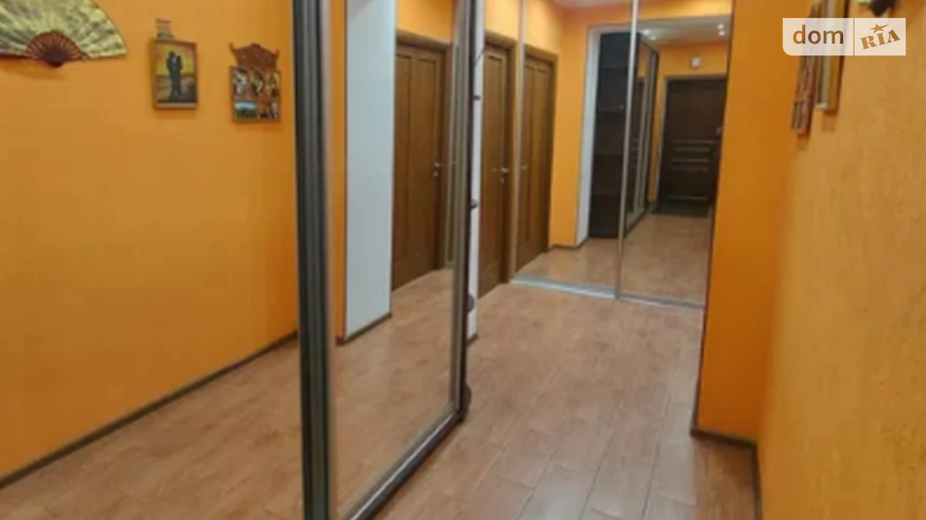 Продается 3-комнатная квартира 86 кв. м в Чайках, ул. Валерия Лобановского, 27