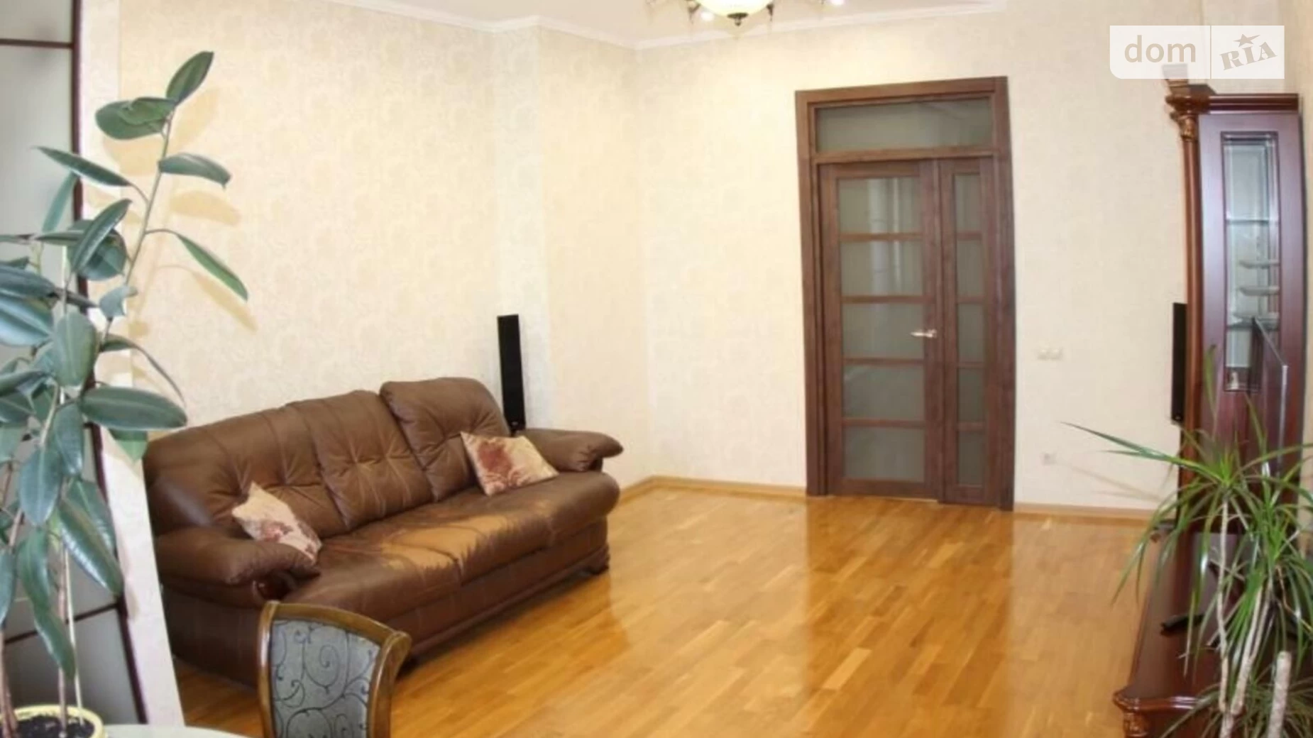 Продается 3-комнатная квартира 114 кв. м в Киеве, ул. Николая Кибальчича, 12А