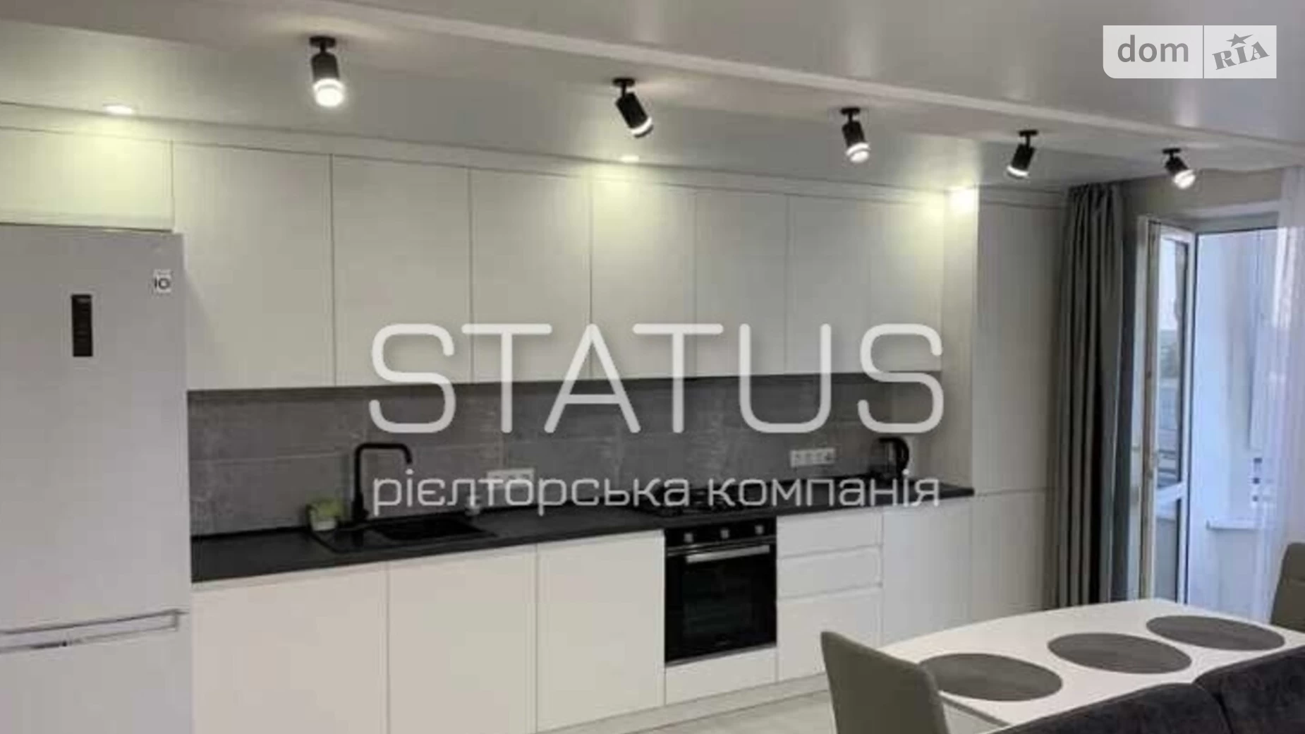 Продается 3-комнатная квартира 84 кв. м в Полтаве, пл. Павленковская, 3А - фото 2