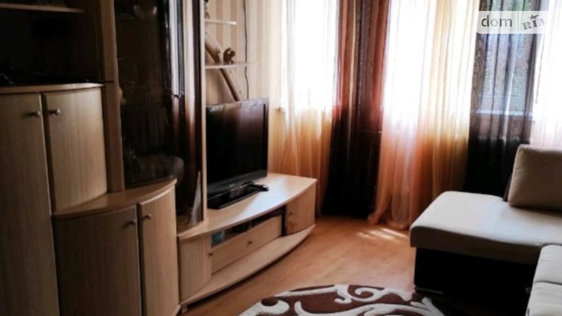 Продается 2-комнатная квартира 64 кв. м в Одессе, ул. Махачкалинская