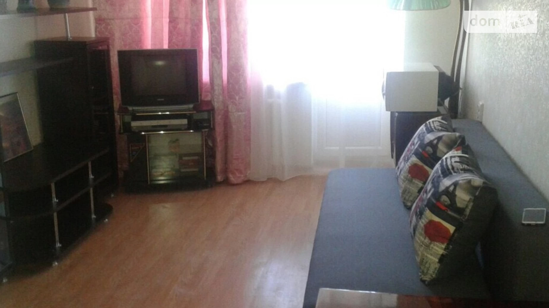 Продается 3-комнатная квартира 58 кв. м в Черноморске, ул. Данченко