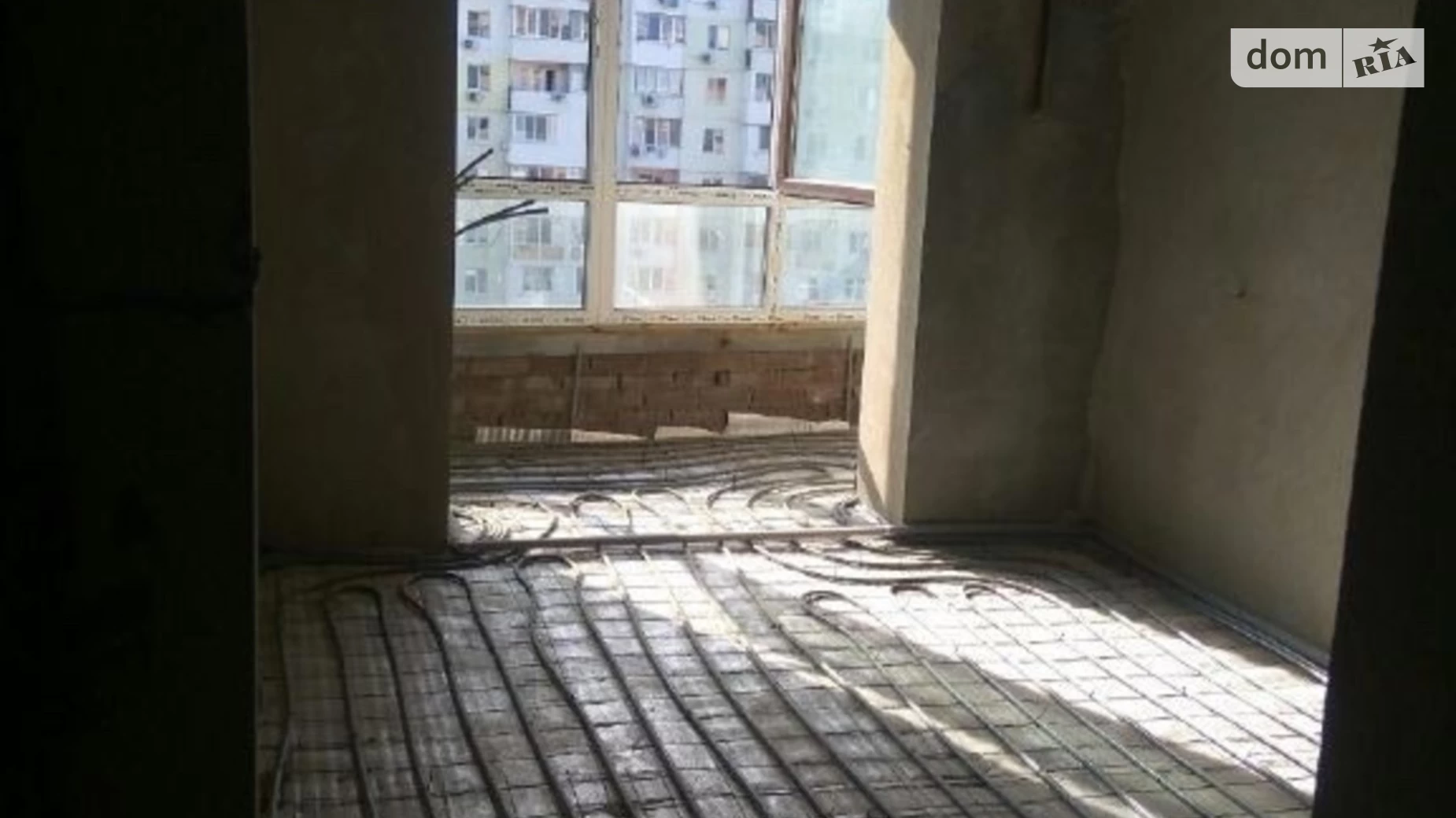Продається 2-кімнатна квартира 64 кв. м у Одесі, вул. Академіка Сахарова