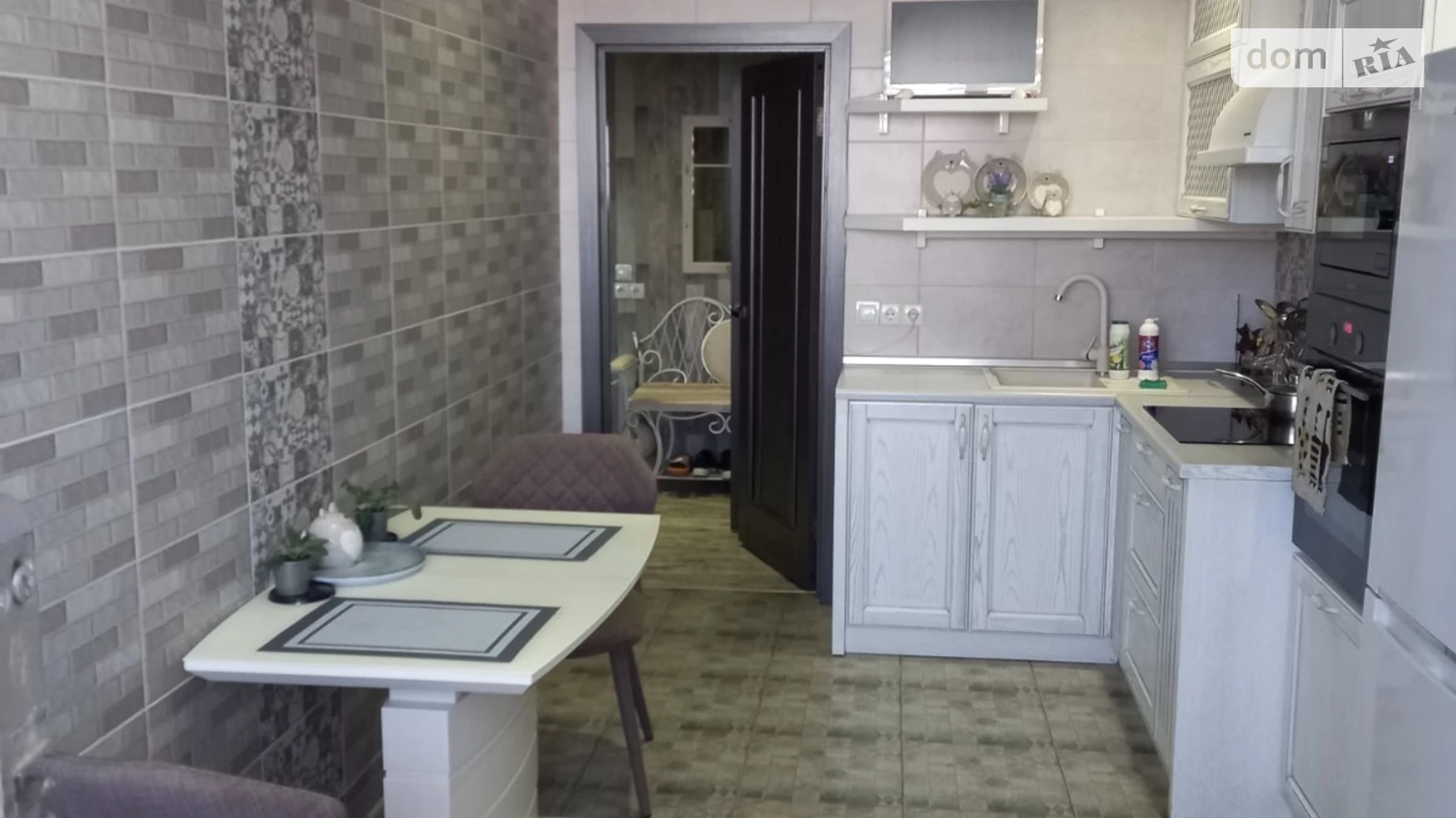 Продается 1-комнатная квартира 46 кв. м в Одессе, ул. Владимира Высоцкого - фото 4