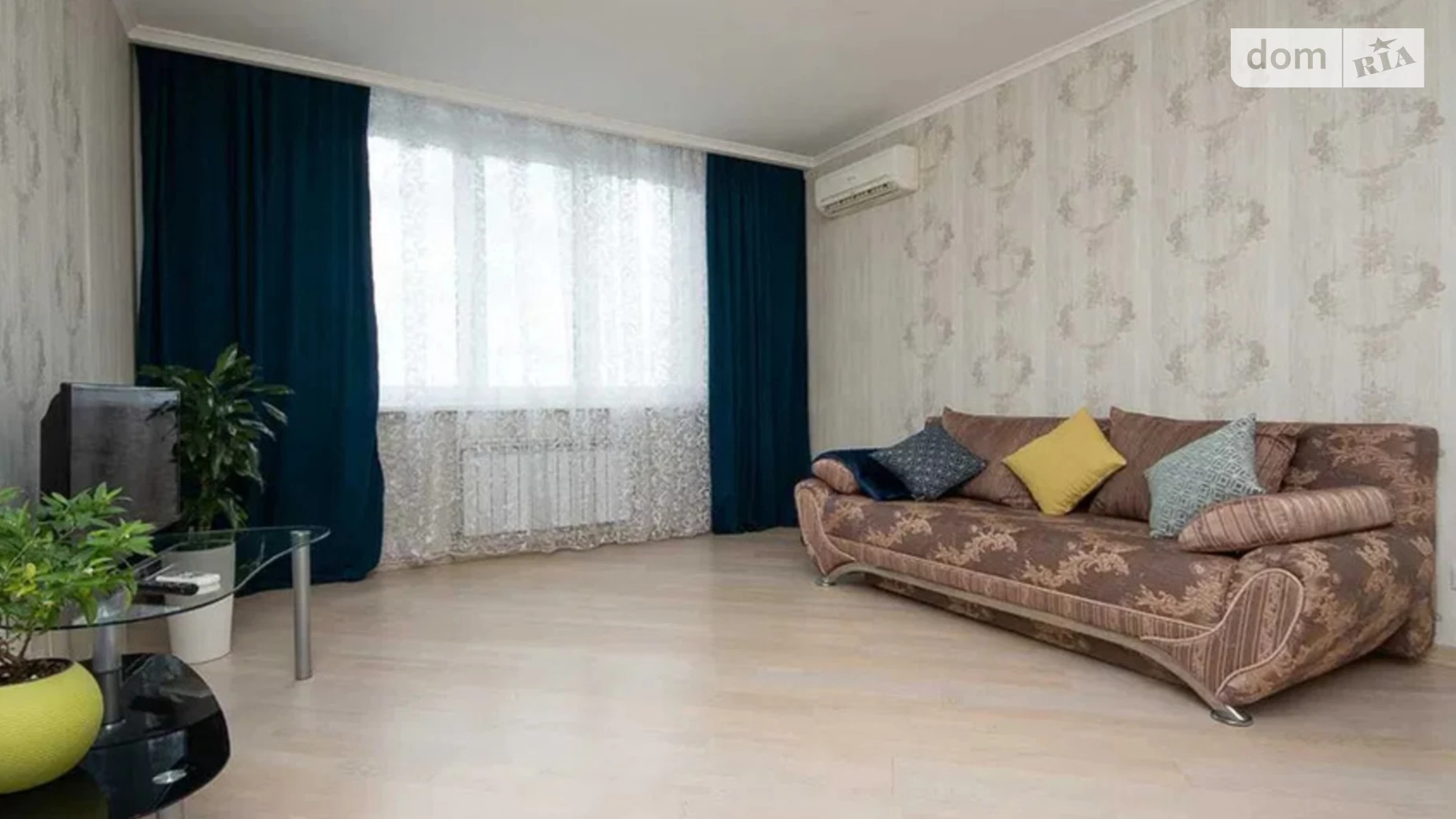 Продается 1-комнатная квартира 58 кв. м в Киеве, ул. Чавдар Елизаветы, 1 - фото 2