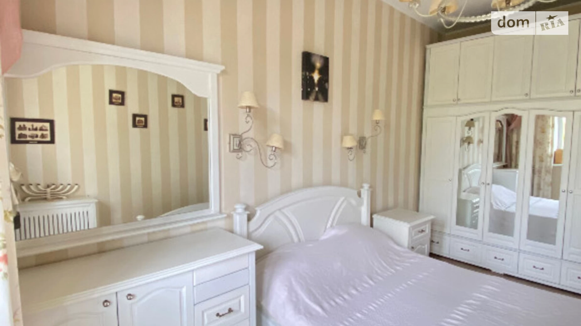 Продается 4-комнатная квартира 99 кв. м в Днепре, пл. Соборная - фото 3