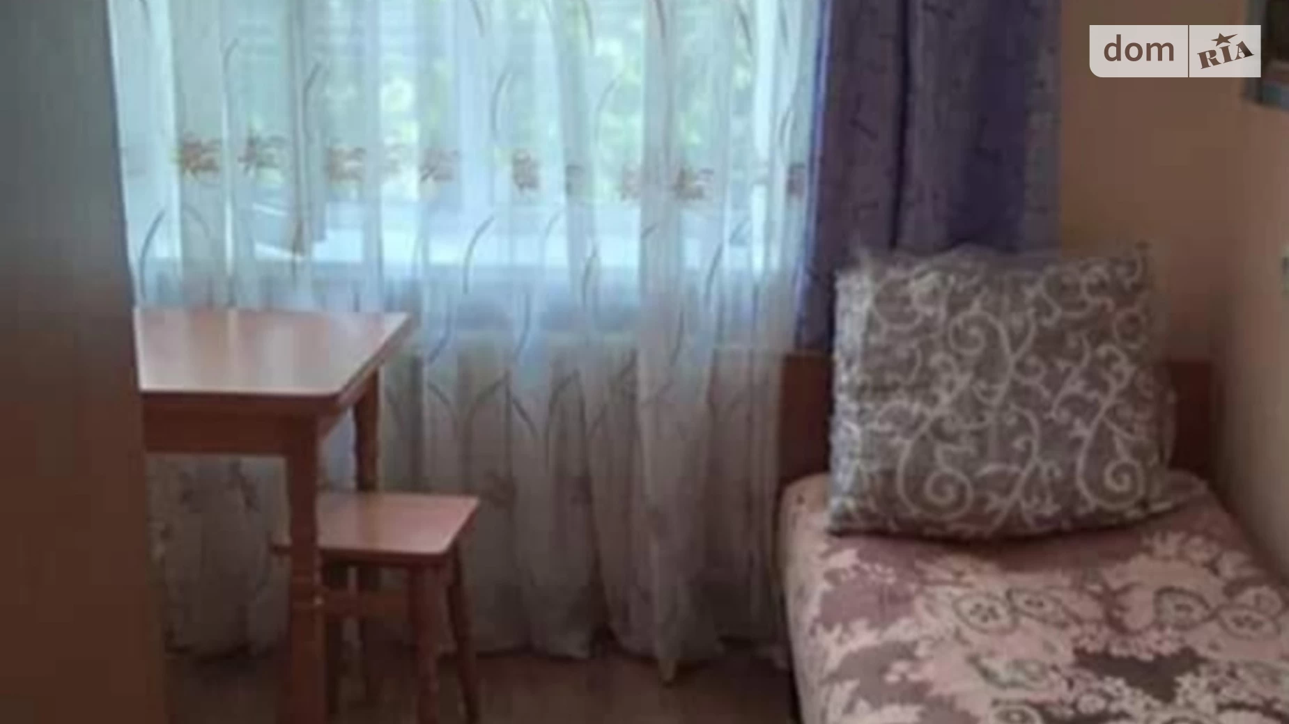 Продается 1-комнатная квартира 11 кв. м в Черноморске, ул. 1 Мая