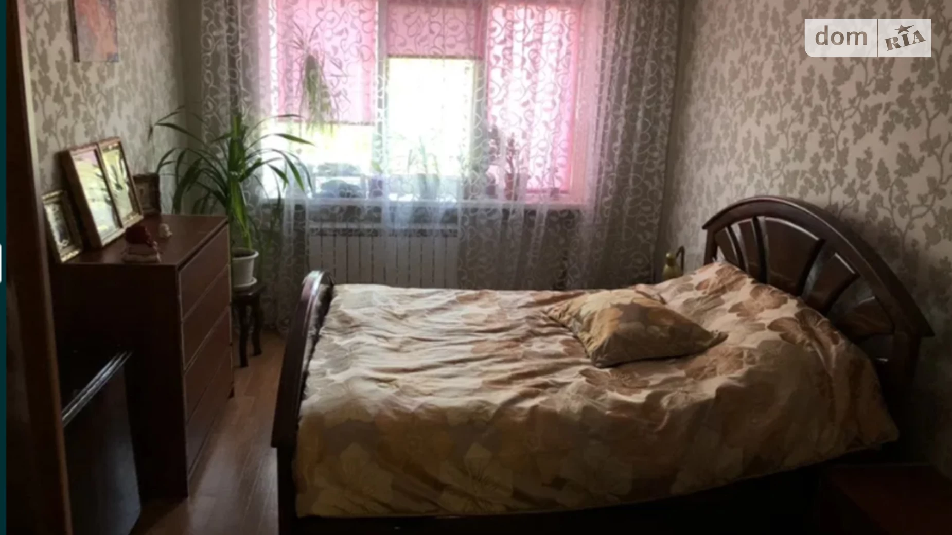 Продається 2-кімнатна квартира 46 кв. м у Одесі, вул. Героїв оборони Одеси