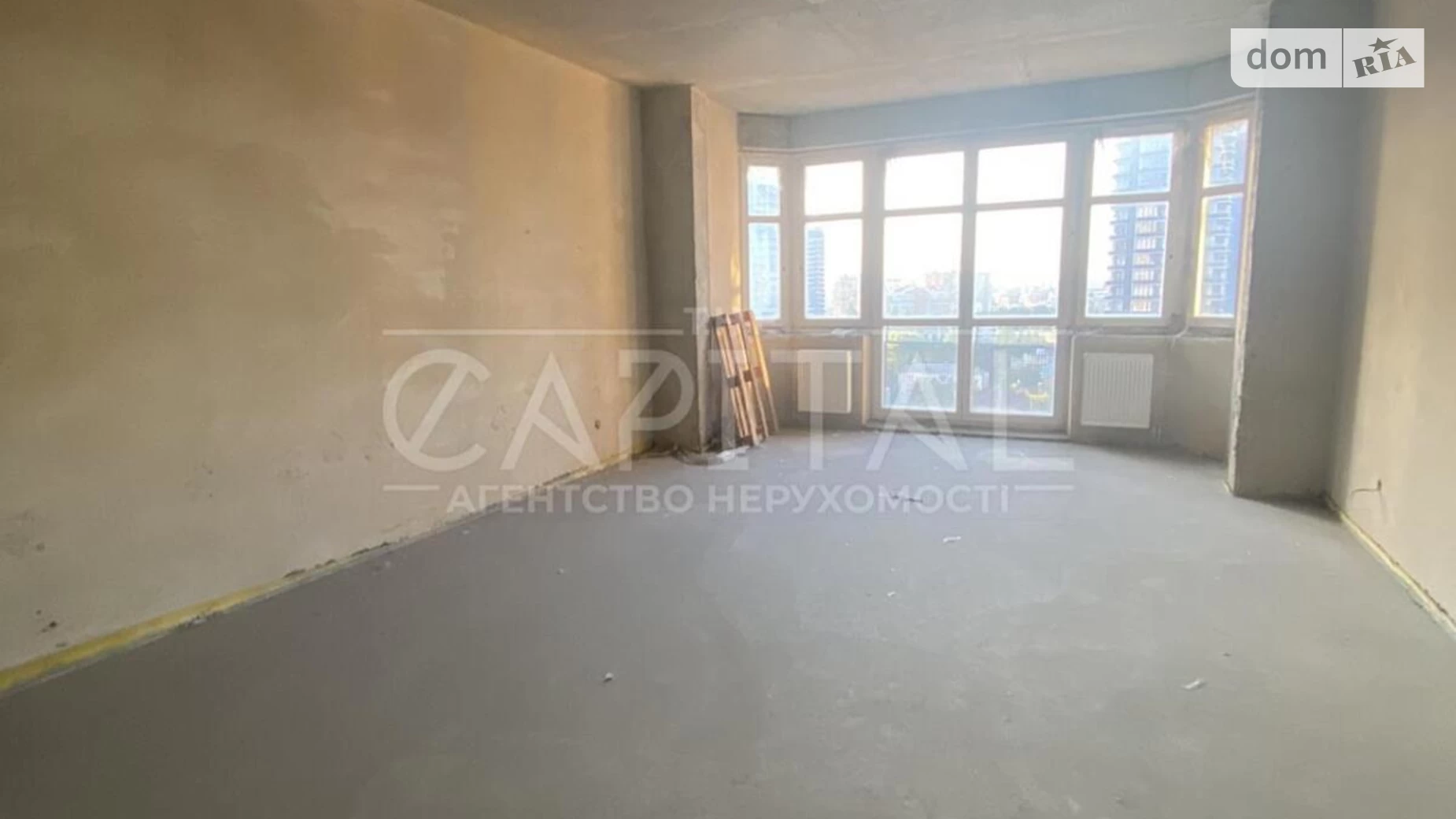 Продается 3-комнатная квартира 143.5 кв. м в Киеве, ул. Коновальца Евгения, 32