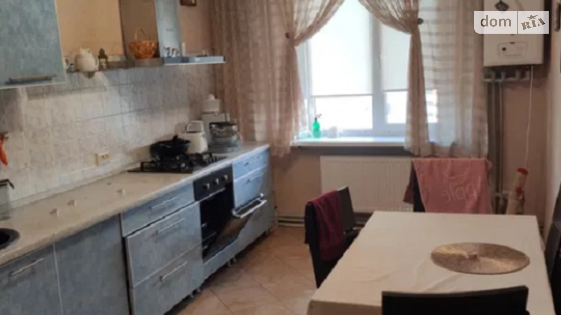Продается 2-комнатная квартира 67 кв. м в Одессе, ул. Бабаджаняна Маршала