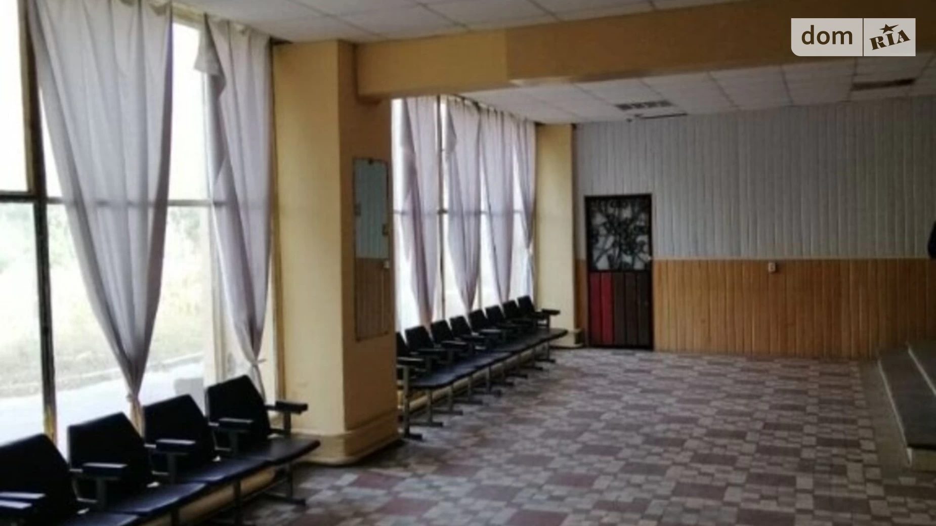 Сдается в аренду объект сферы услуг 528 кв. м в 3-этажном здании, цена: 52800 грн - фото 4