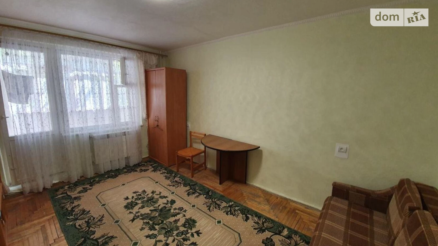 Продается 1-комнатная квартира 37 кв. м в Ужгороде