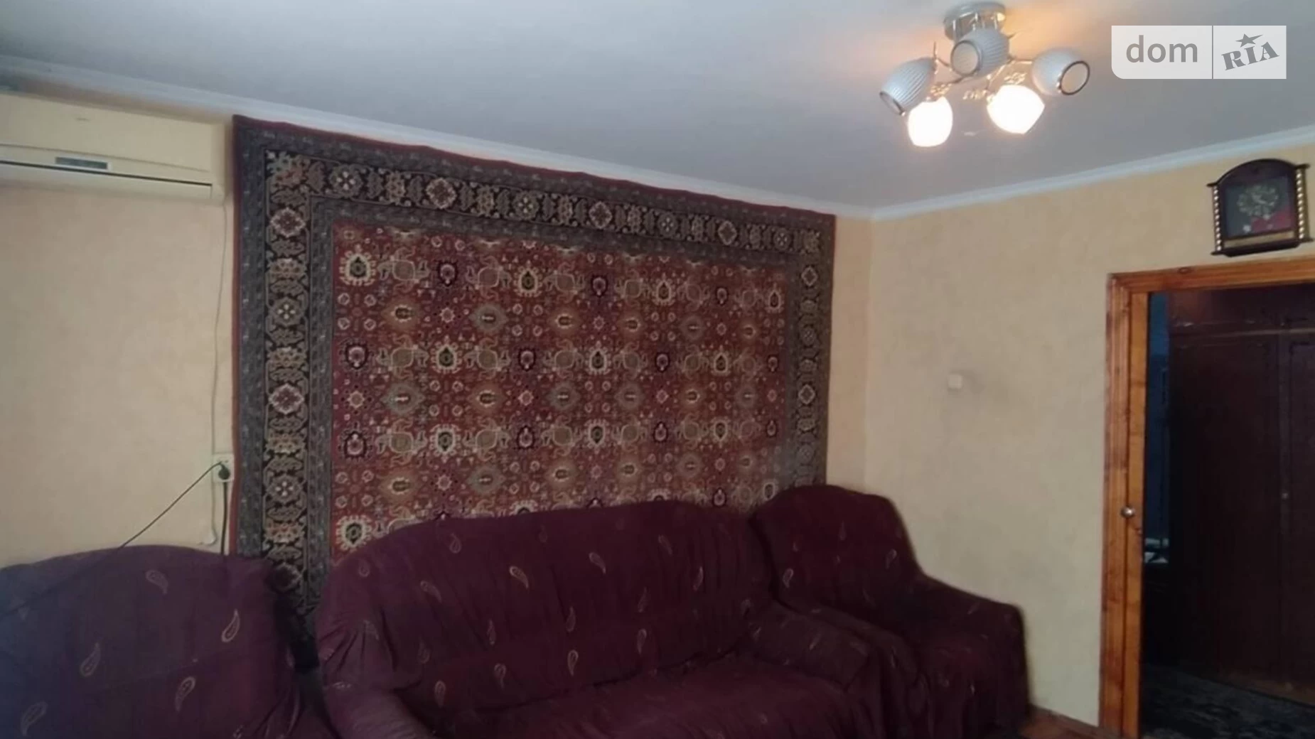Продается 3-комнатная квартира 67 кв. м в Черноморске, ул. Виталия Шума