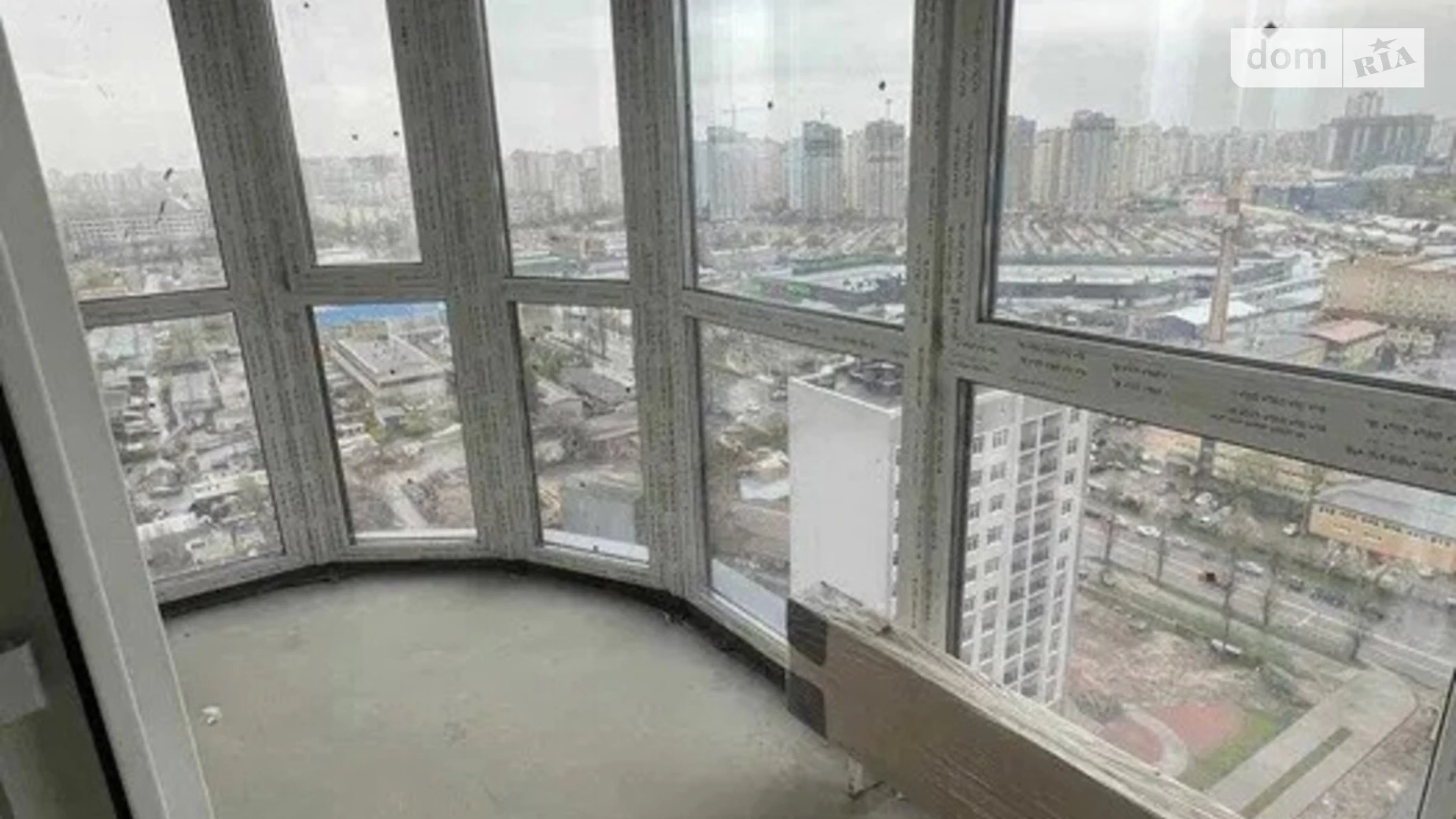Продается 3-комнатная квартира 89 кв. м в Киеве, наб. Днепровская, 17 - фото 3