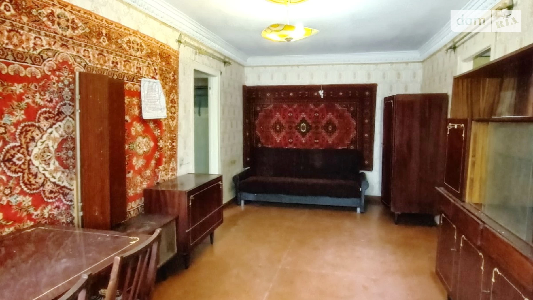 Продается 2-комнатная квартира 46 кв. м в Одессе, ул. Героев Крут