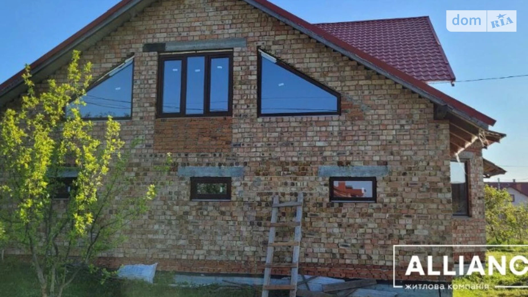 Продається будинок 2 поверховий 220 кв. м з гаражем, Вербова, 18