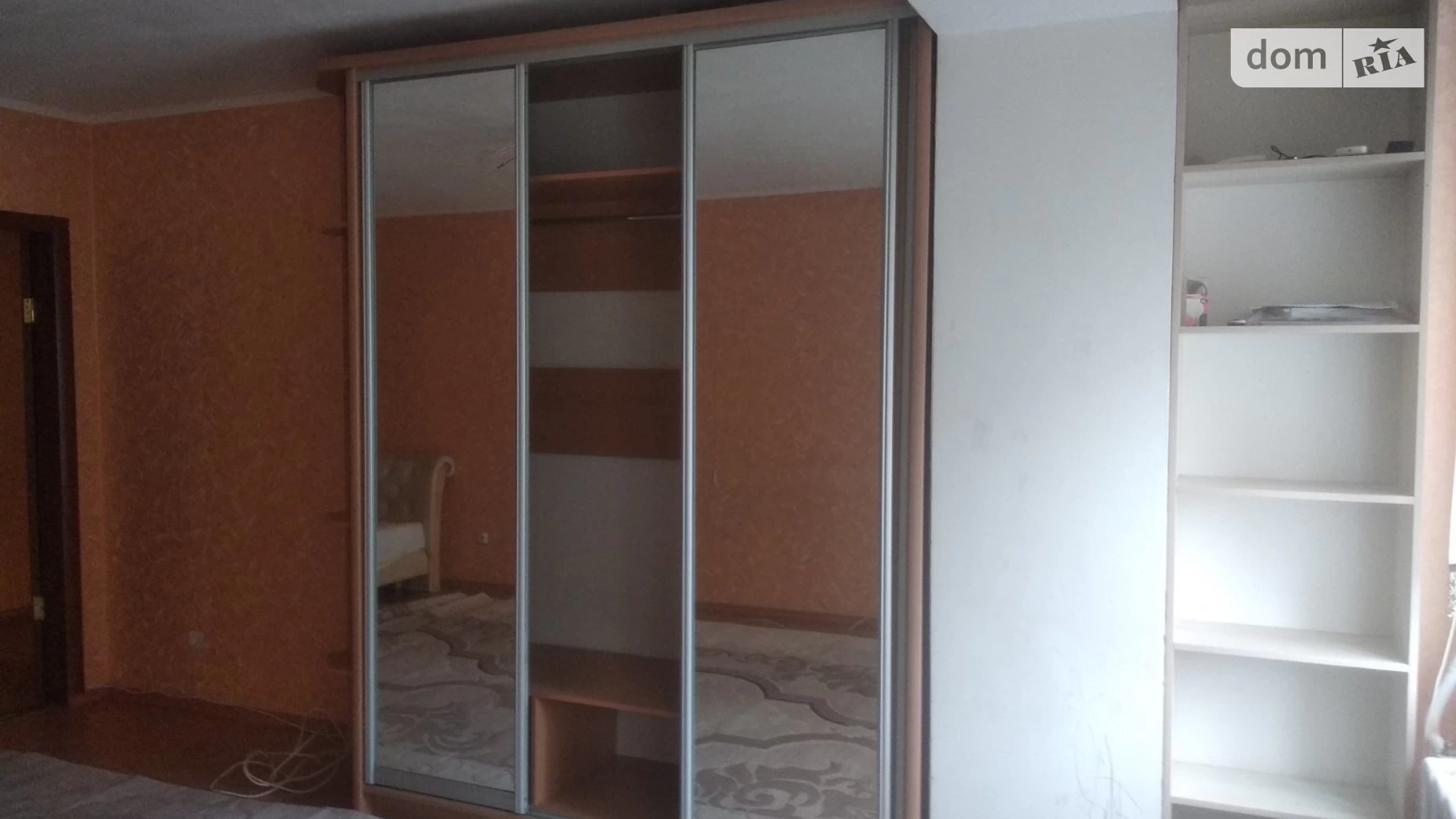 Продается 1-комнатная квартира 43 кв. м в Одессе, ул. Владимира Высоцкого, 23