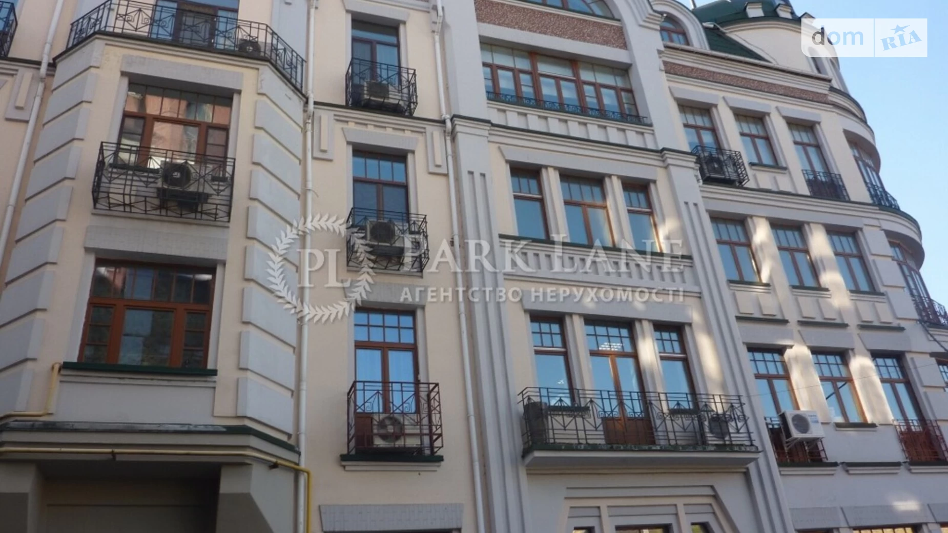 Продается 2-комнатная квартира 106 кв. м в Киеве, ул. Воздвиженская, 48