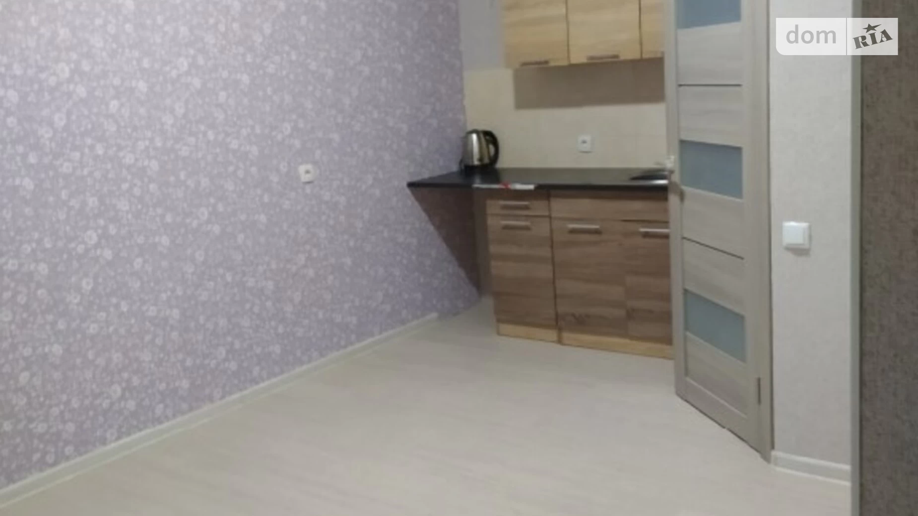 Продается 1-комнатная квартира 16 кв. м в Одессе, ул. Канатная