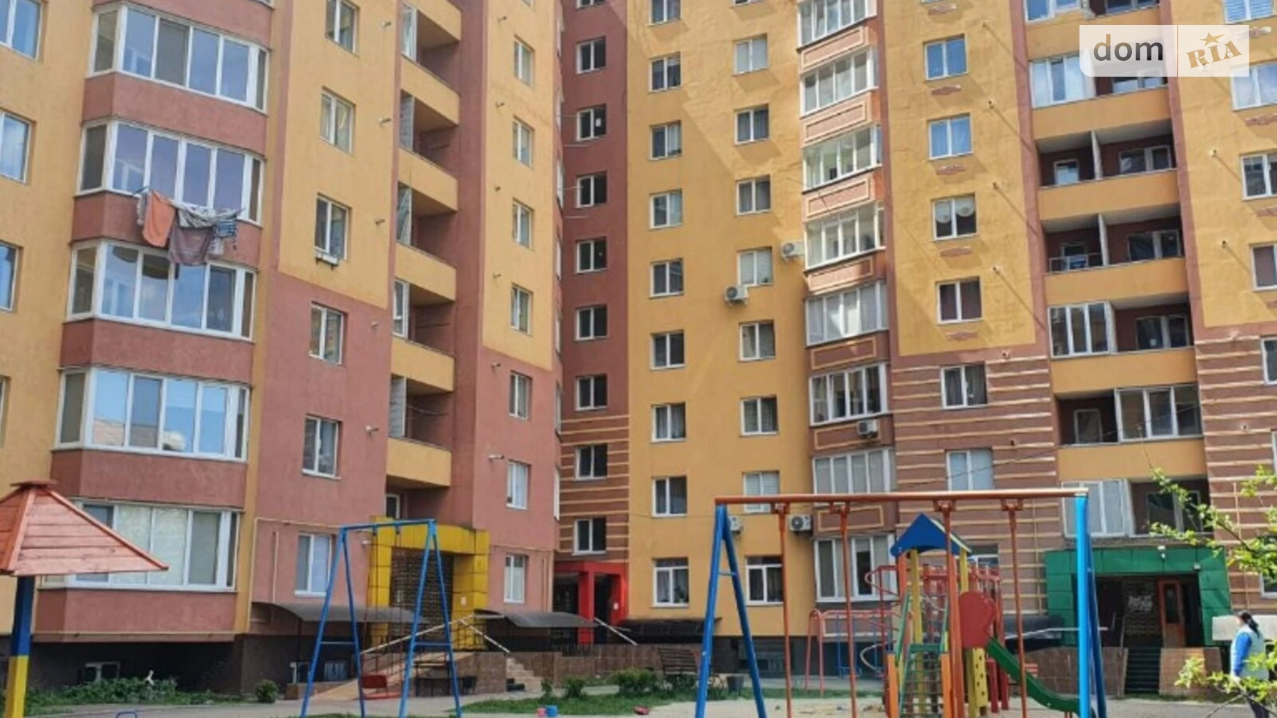 Продается 2-комнатная квартира 67 кв. м в Хмельницком, ул. Панаса Мирного