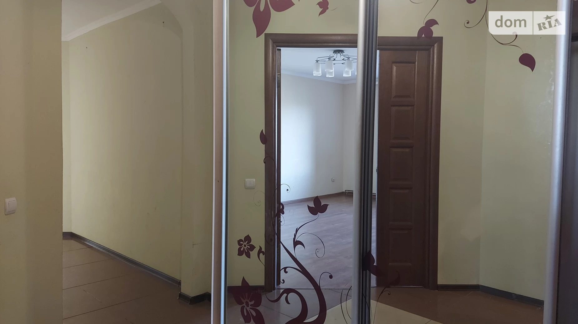3-комнатная квартира 98 кв. м в Тернополе, ул. Коновальца Евгения (Била) - фото 3