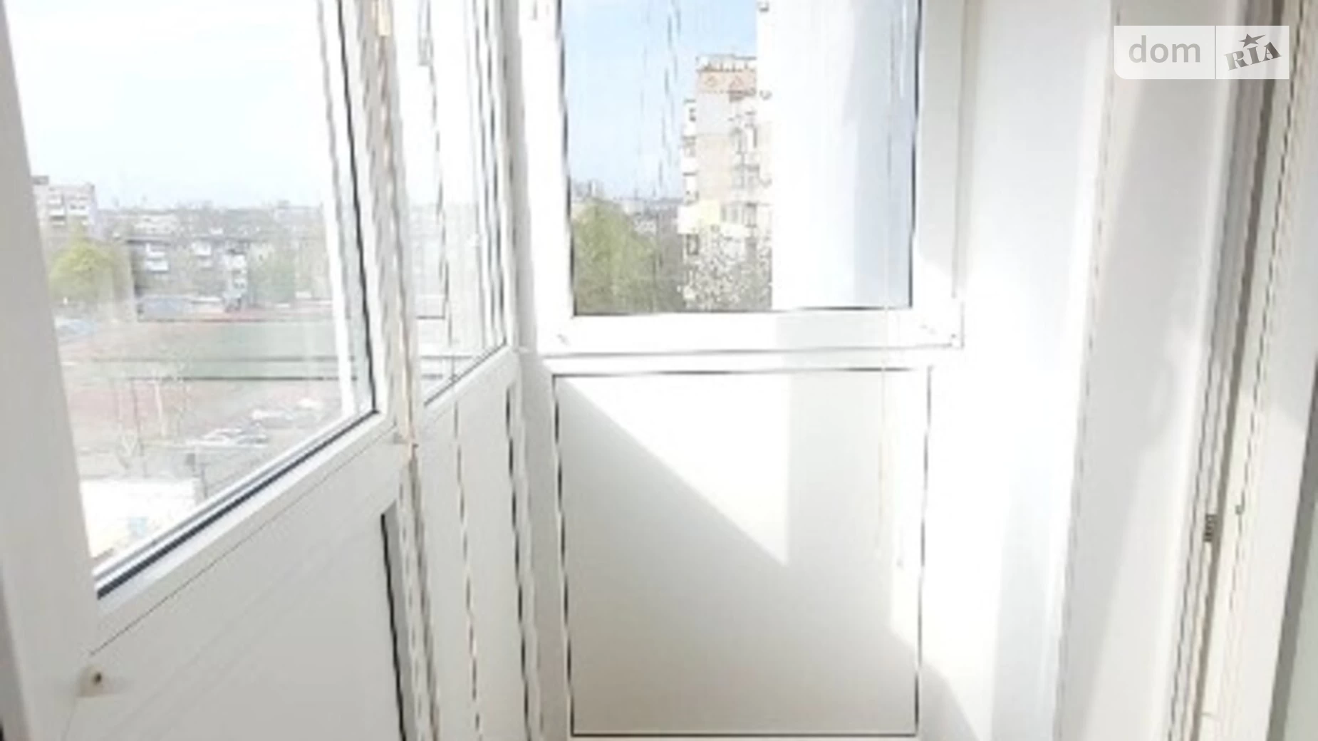 Продается 4-комнатная квартира 79.3 кв. м в Черноморске, просп. Мира(Ленина ул.) - фото 5