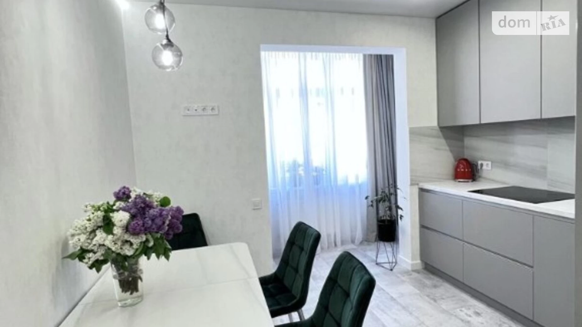 Продается 2-комнатная квартира 61 кв. м в Одессе, ул. Архитекторская