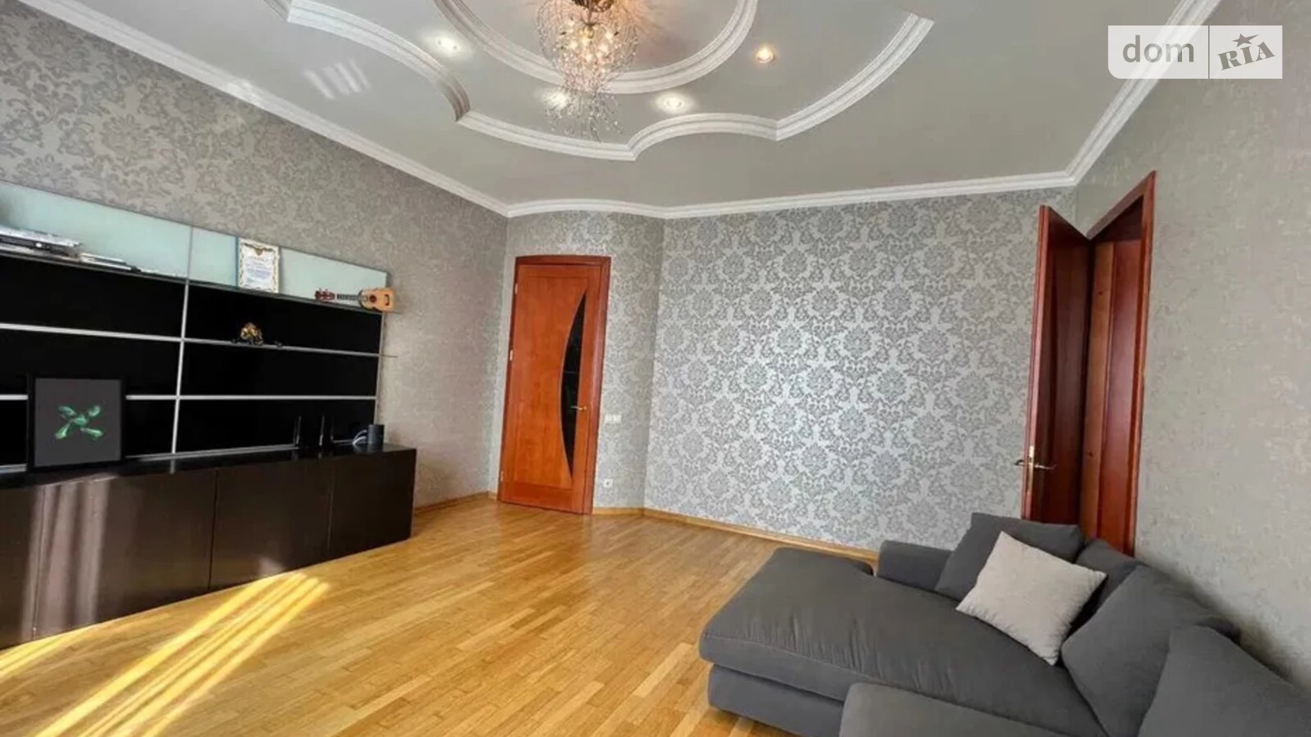 Продается 3-комнатная квартира 88 кв. м в Киеве, ул. Юрия Ильенко, 12 - фото 5