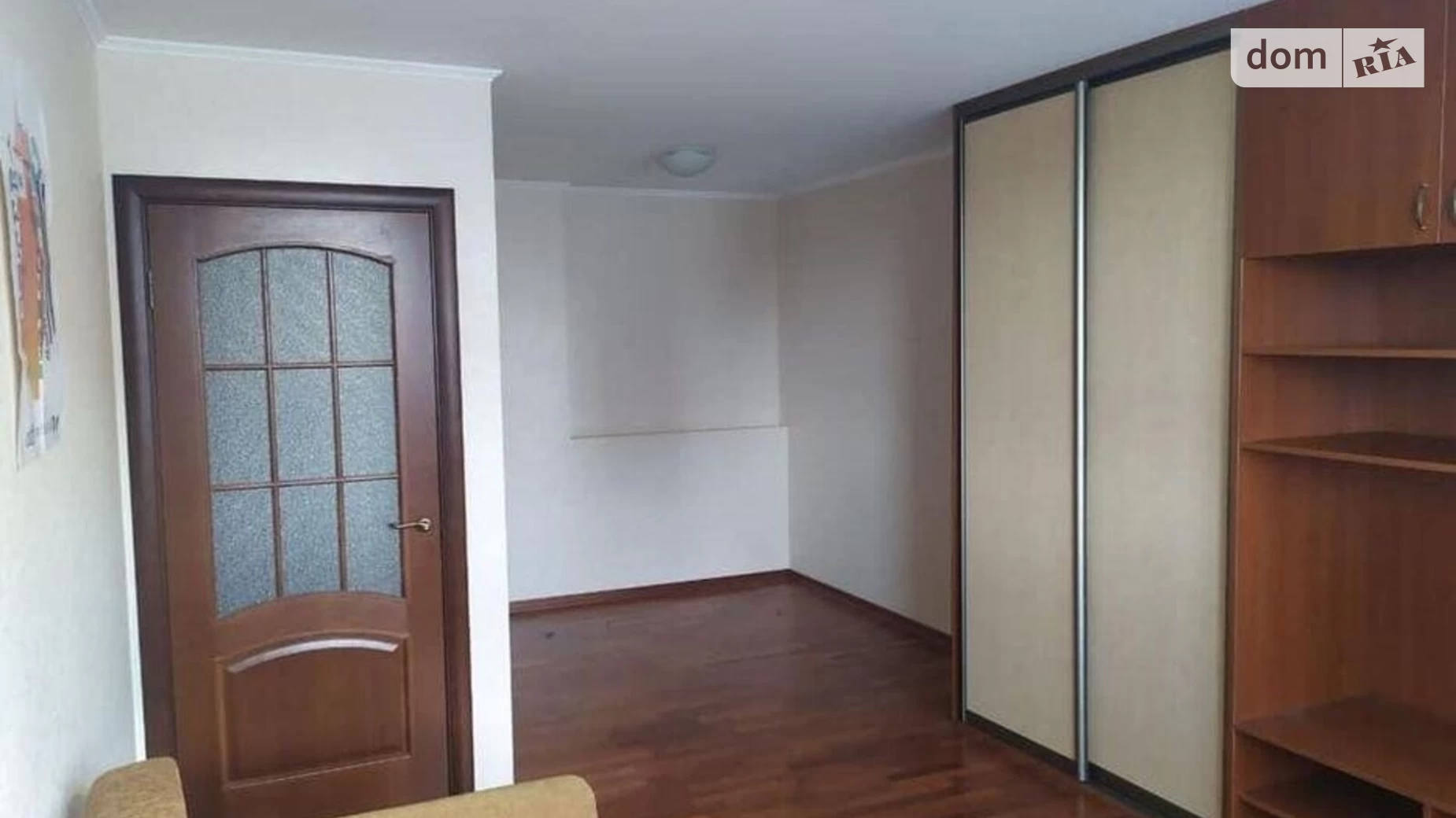 Продается 1-комнатная квартира 42 кв. м в Киеве, ул. Урловская, 28Б