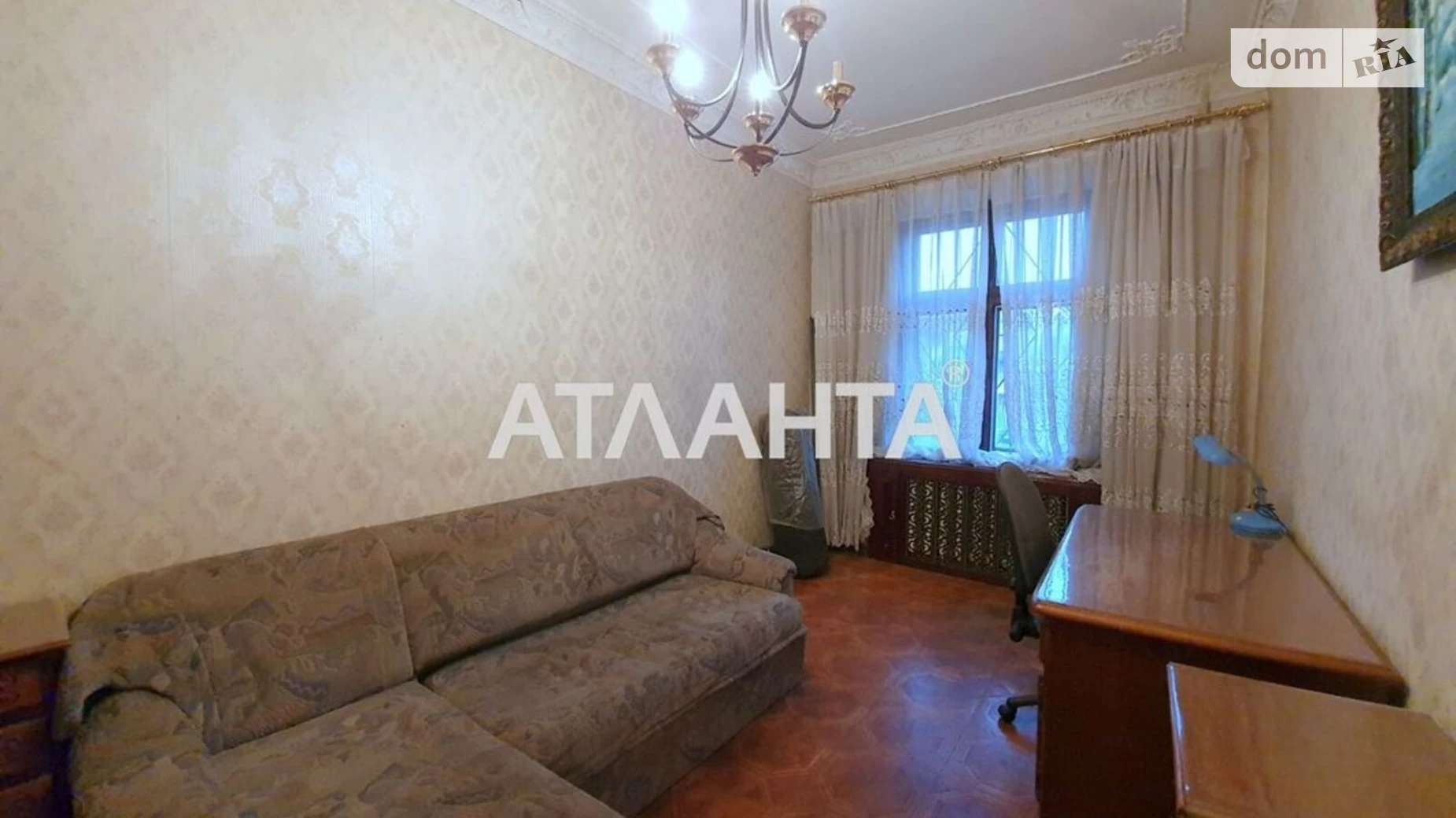 Продається 3-кімнатна квартира 64 кв. м у Одесі, вул. Мечникова