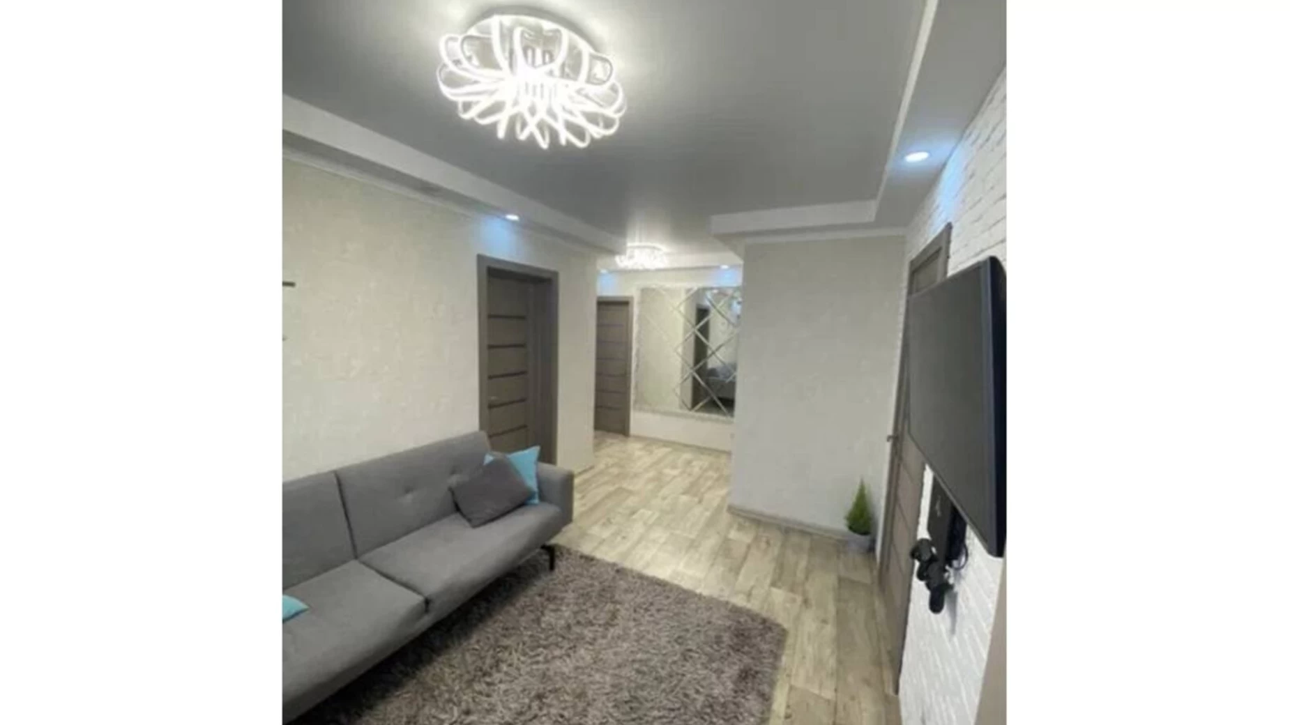 Продается 3-комнатная квартира 120 кв. м в Одессе, ул. Академика Вильямса, 75