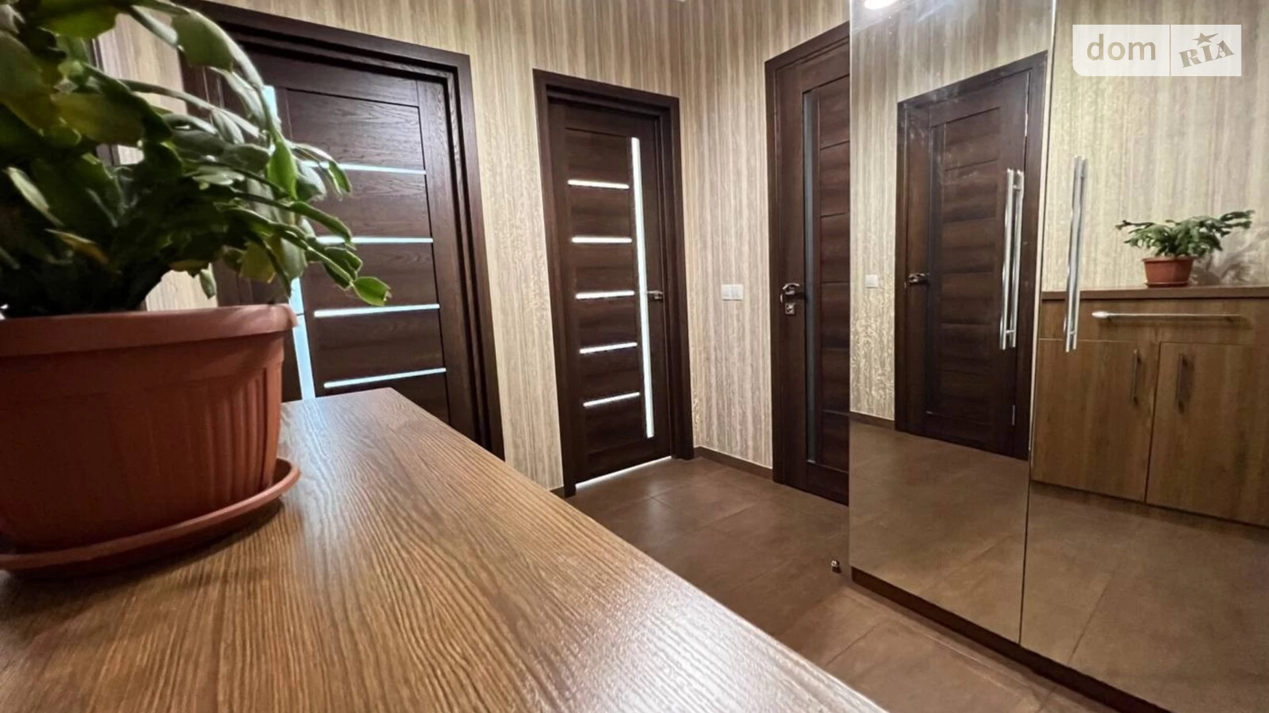 Продается 1-комнатная квартира 45 кв. м в Ирпене, ул. Мечникова