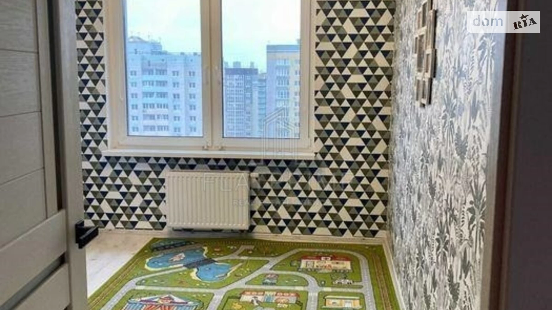 Продается 2-комнатная квартира 54 кв. м в Киеве, ул. Софии Русовой, 5Б