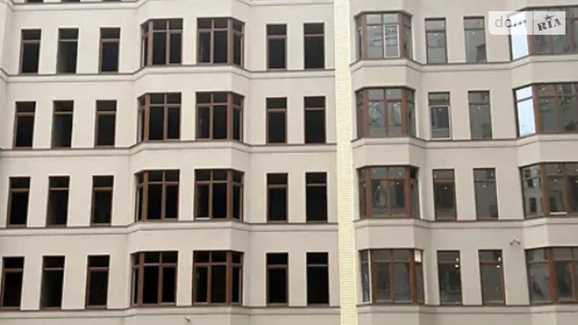 Продается 1-комнатная квартира 39 кв. м в Одессе, ул. 10-я Линия Дачи Ковалевского, 91
