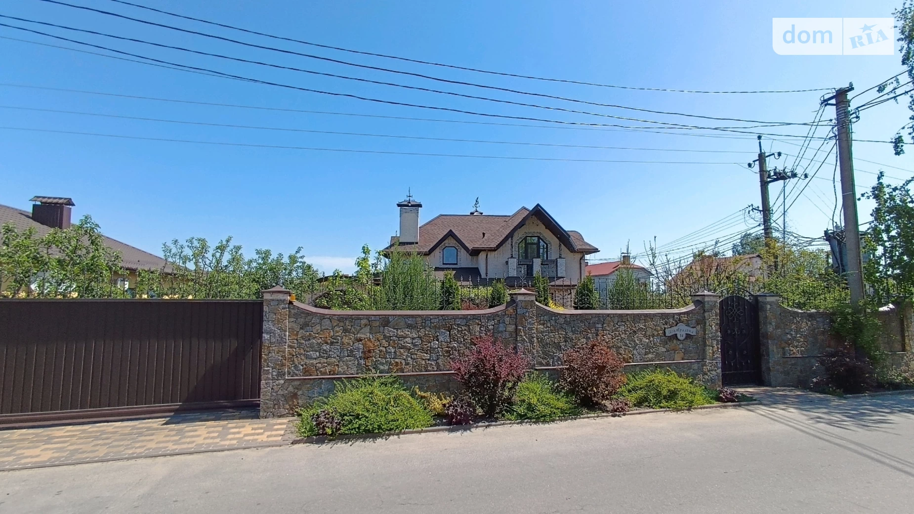 Продается дом на 2 этажа 200 кв. м с подвалом, цена: 275000 $ - фото 4