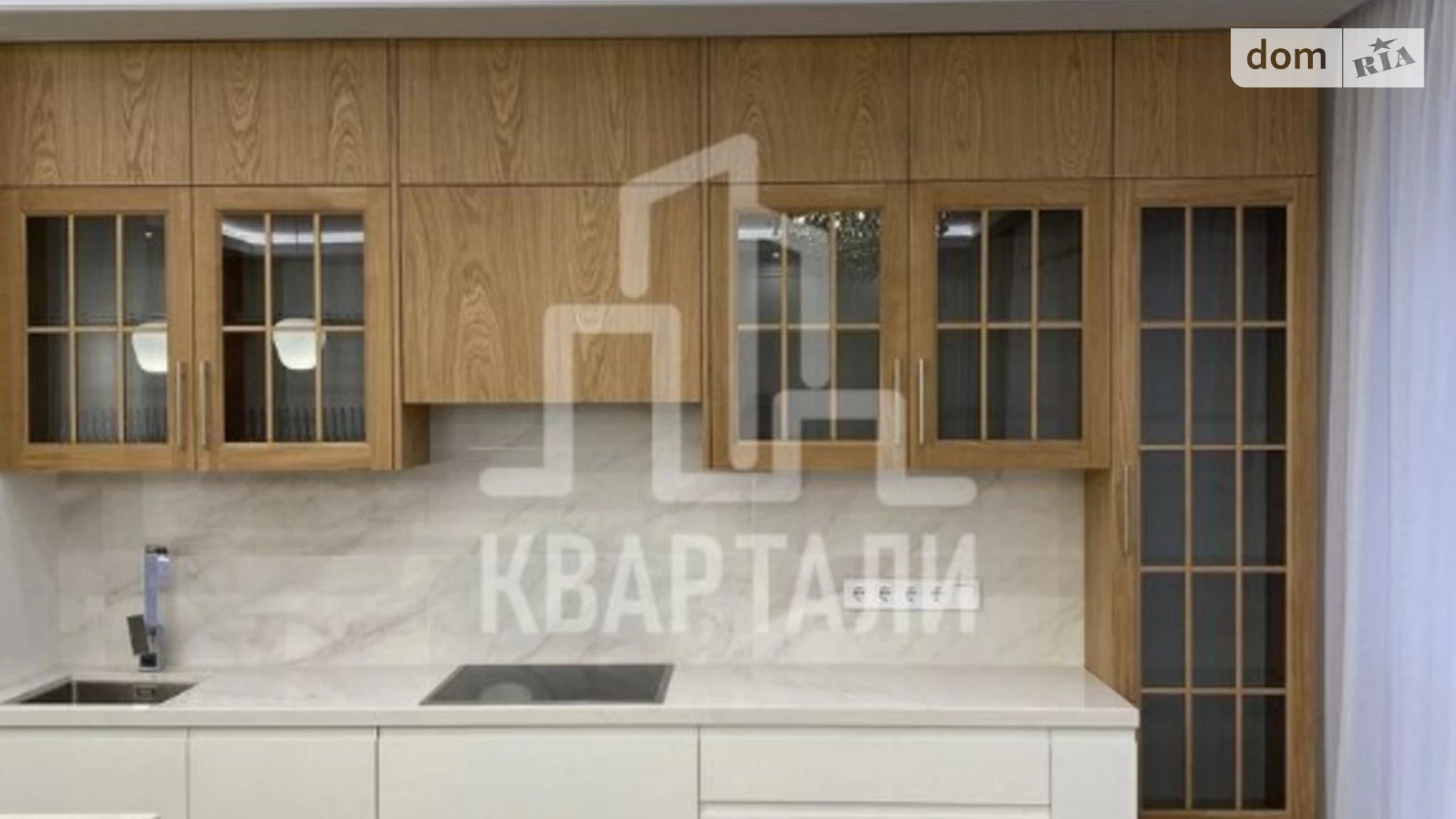 Продається 2-кімнатна квартира 86 кв. м у Києві, вул. Глибочицька, 73/79